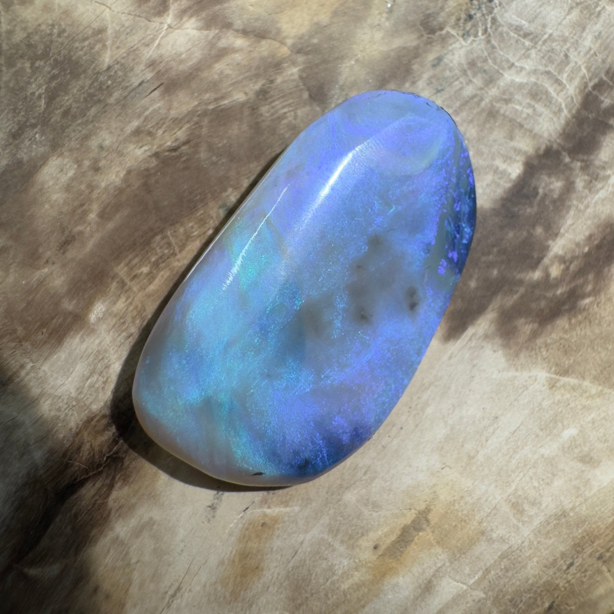17ct Hand - Cut Solid Lightning Ridge Opal