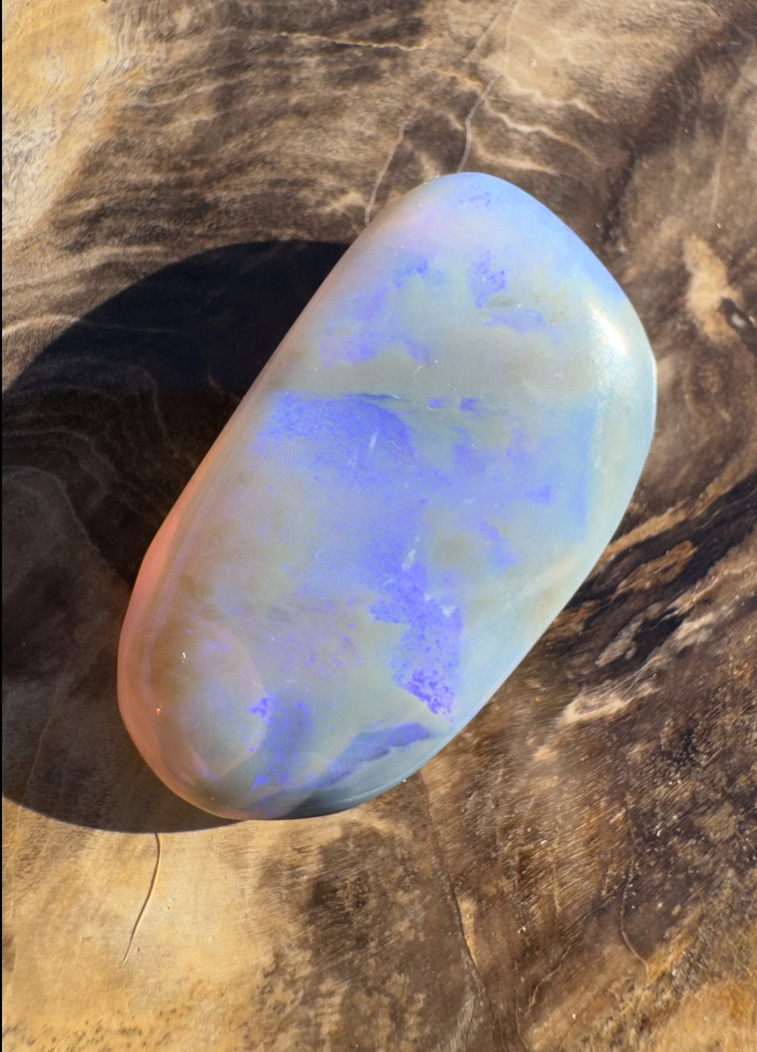 17ct Hand - Cut Solid Lightning Ridge Opal
