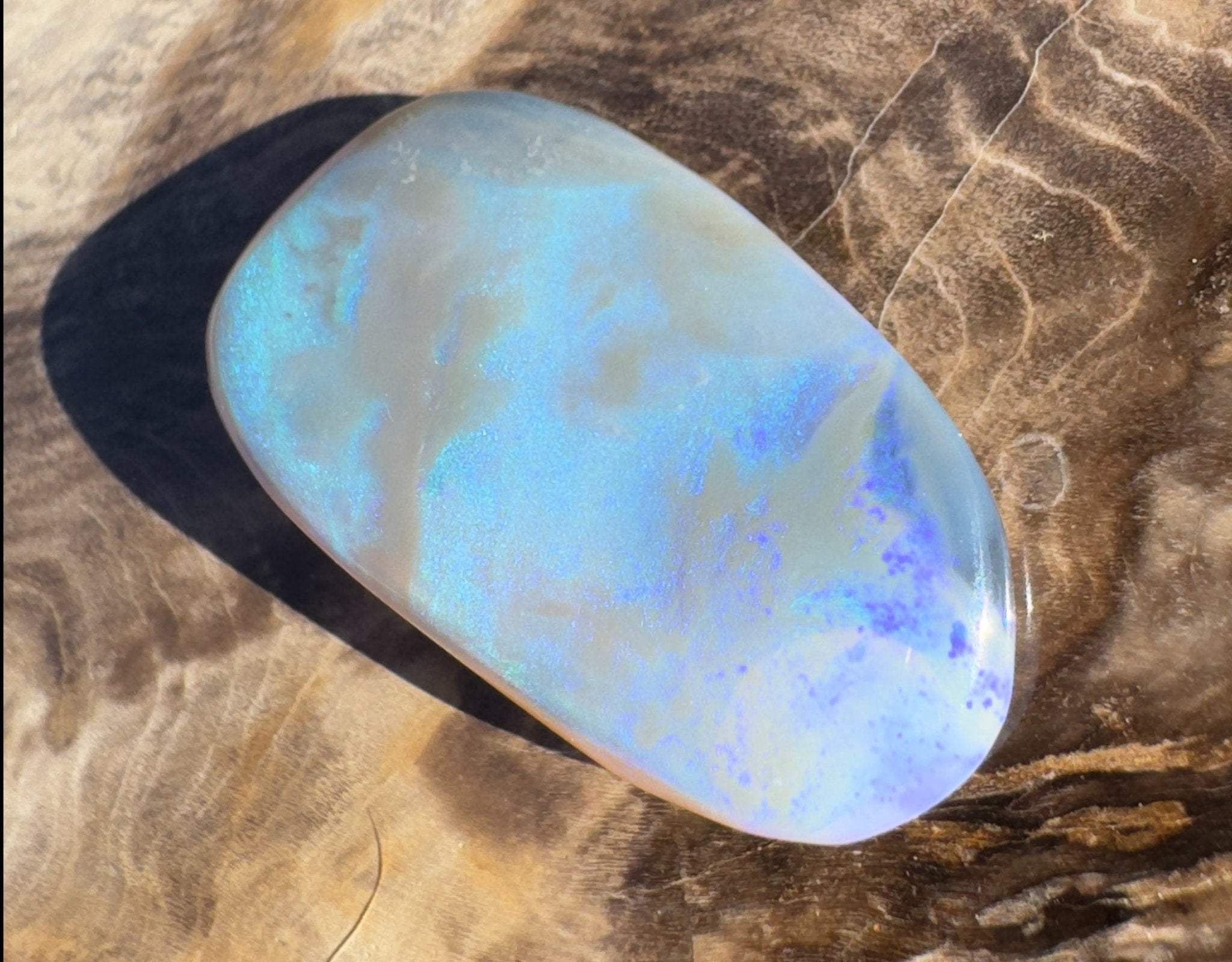 17ct Hand - Cut Solid Lightning Ridge Opal