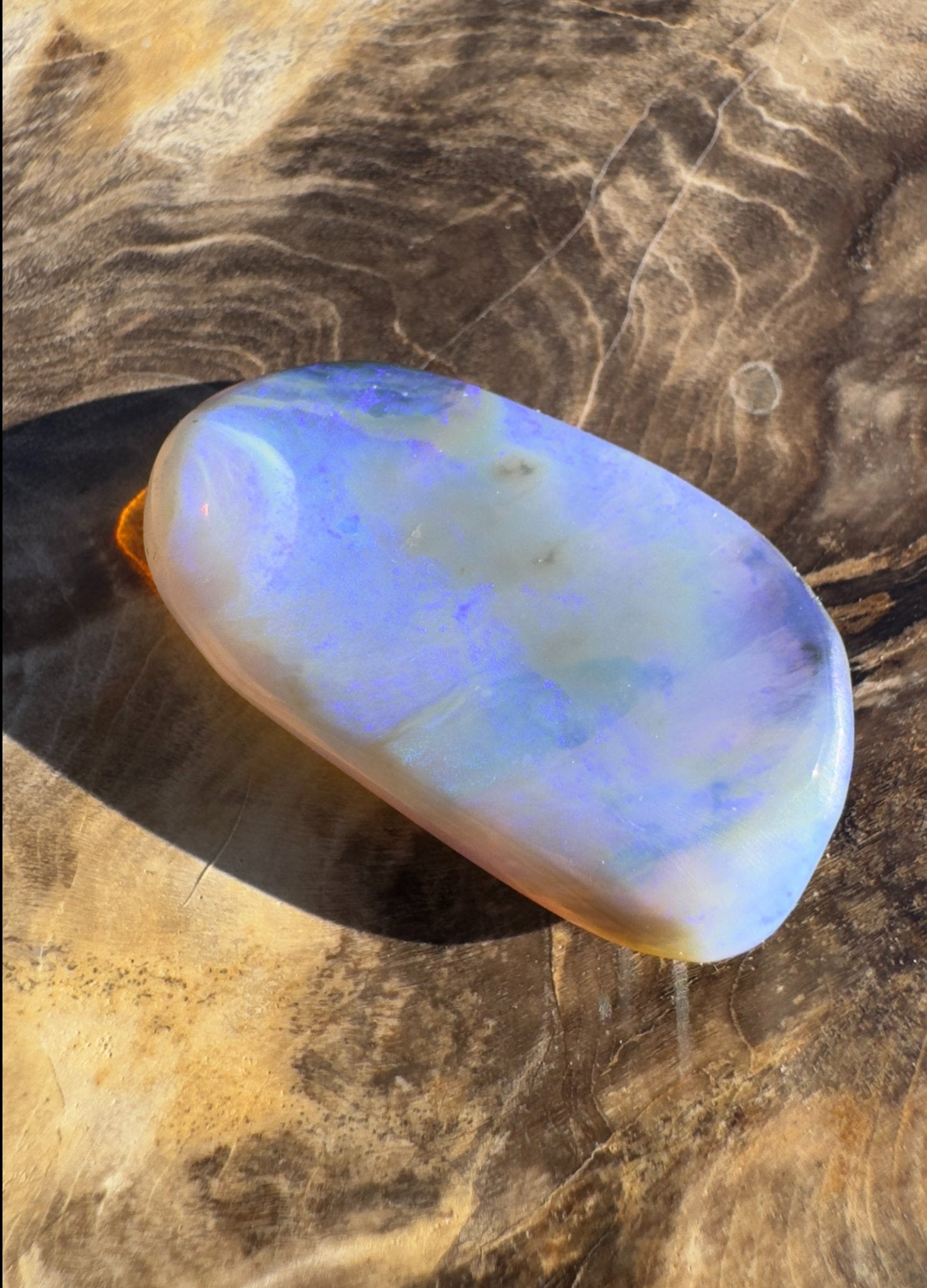17ct Hand - Cut Solid Lightning Ridge Opal