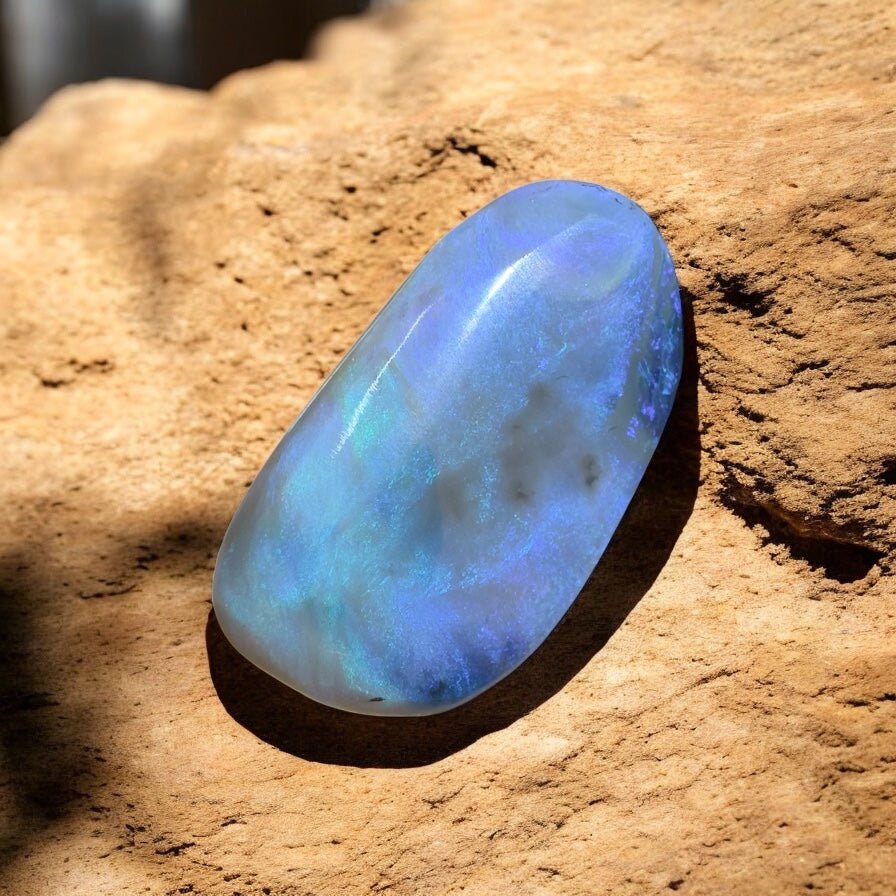 17ct Hand - Cut Solid Lightning Ridge Opal