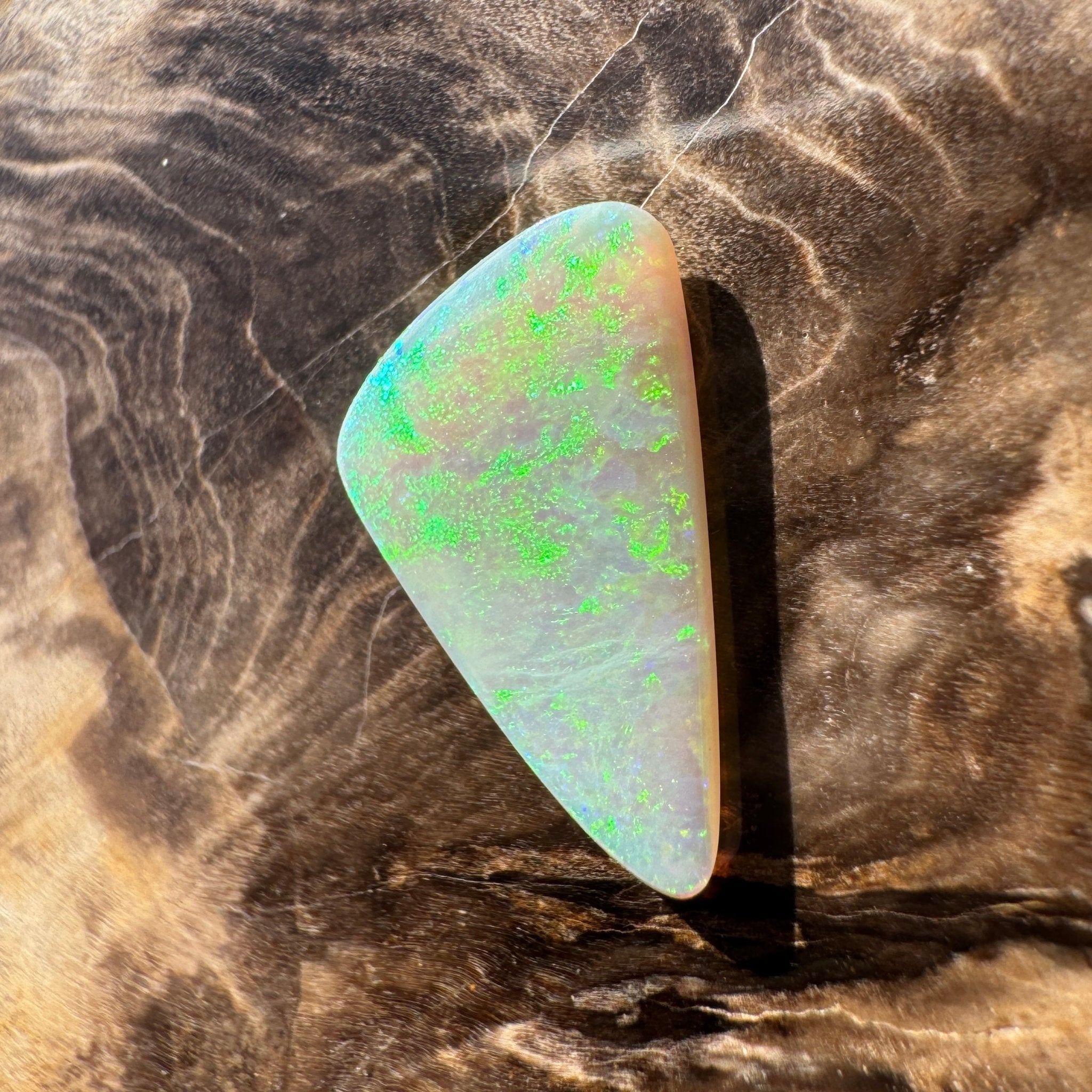 1.7ct Hand - cut Solid Lightning Ridge Semi Black Opal