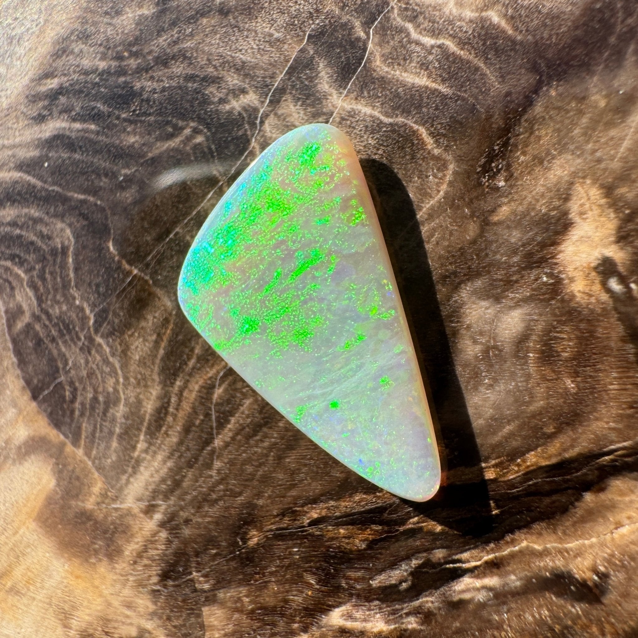1.7ct Hand - cut Solid Lightning Ridge Semi Black Opal