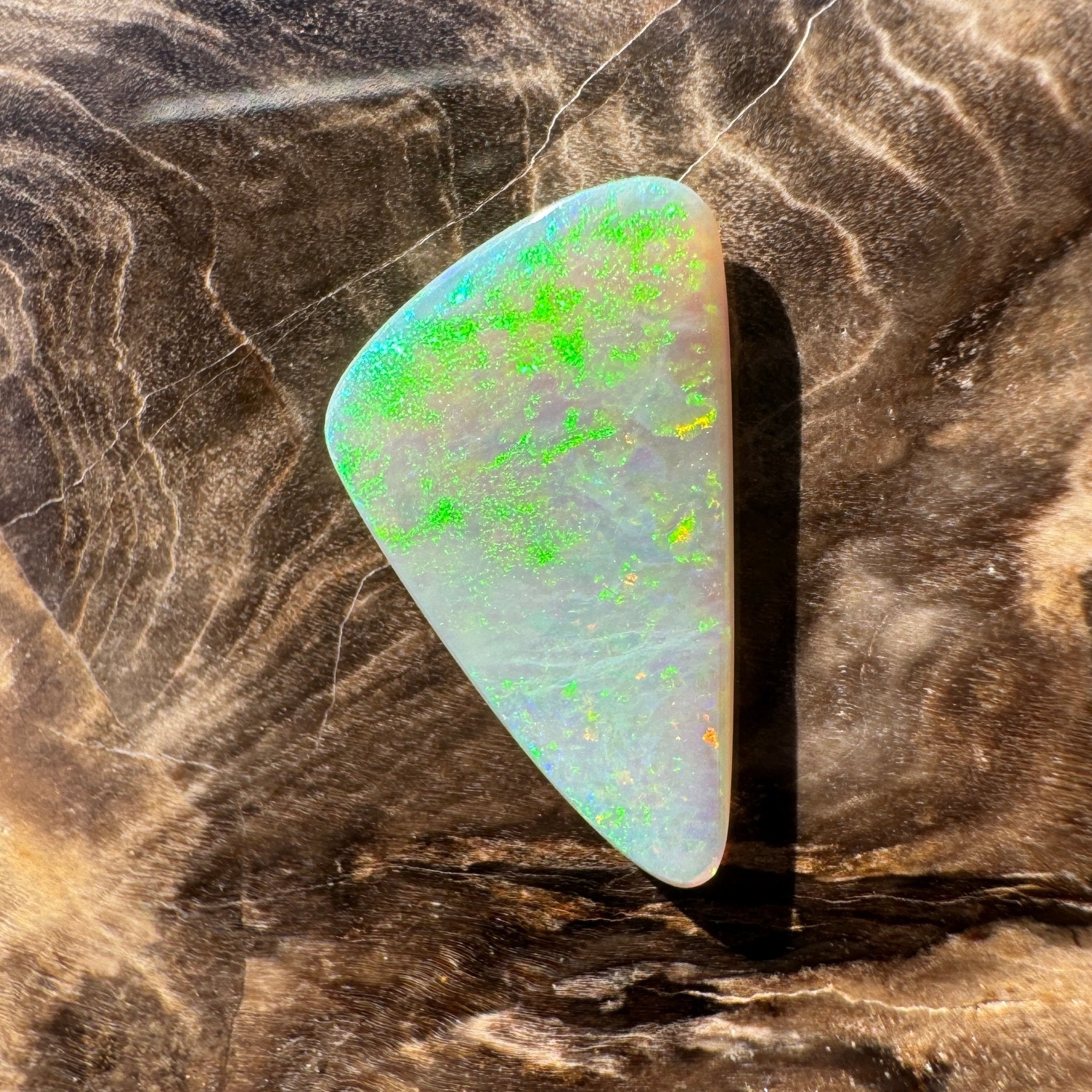 1.7ct Hand - cut Solid Lightning Ridge Semi Black Opal
