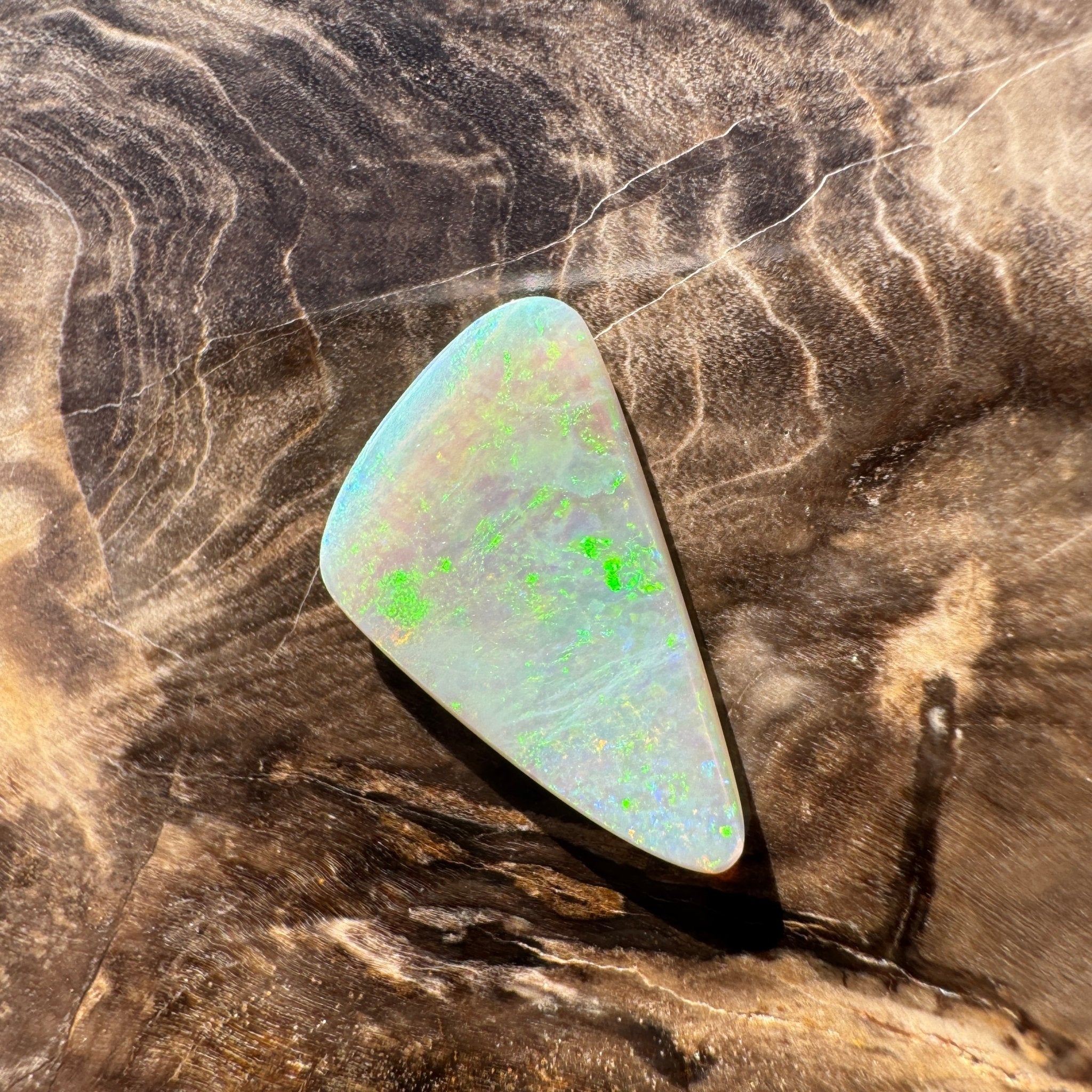 1.7ct Hand - cut Solid Lightning Ridge Semi Black Opal