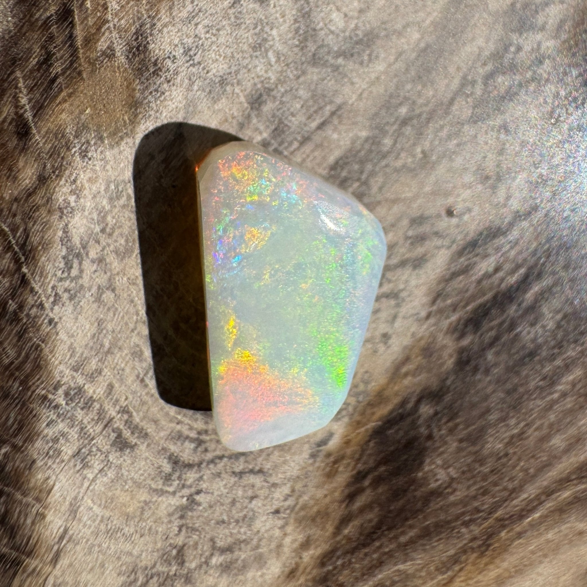 1.8ct Coober Pedy Opal | Solid Australian Opal | Hand-Cut