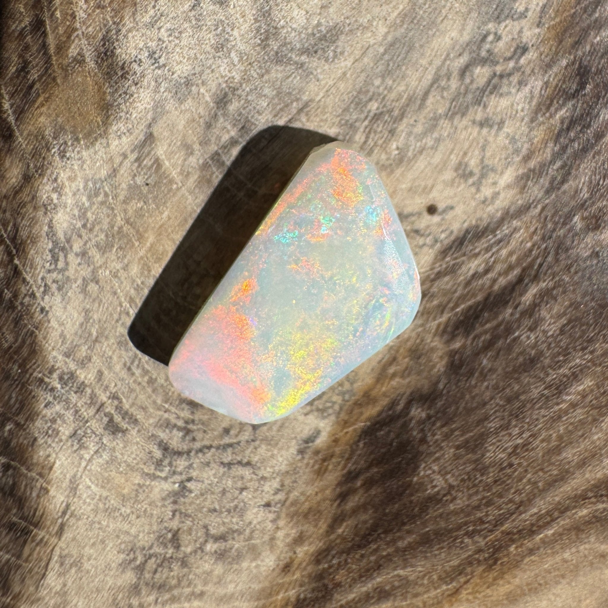 1.8ct Coober Pedy Opal | Solid Australian Opal | Hand-Cut