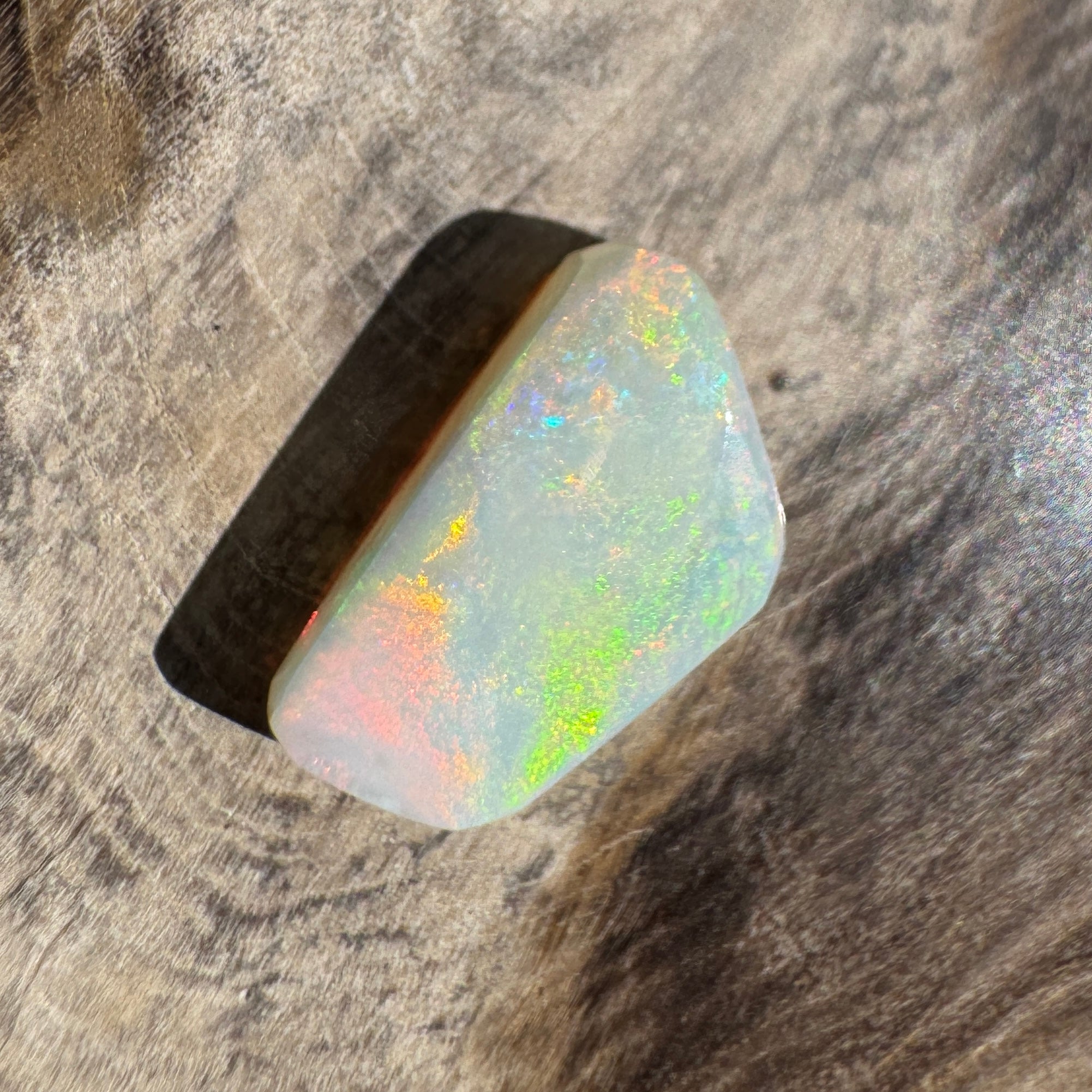 1.8ct Coober Pedy Opal | Solid Australian Opal | Hand-Cut
