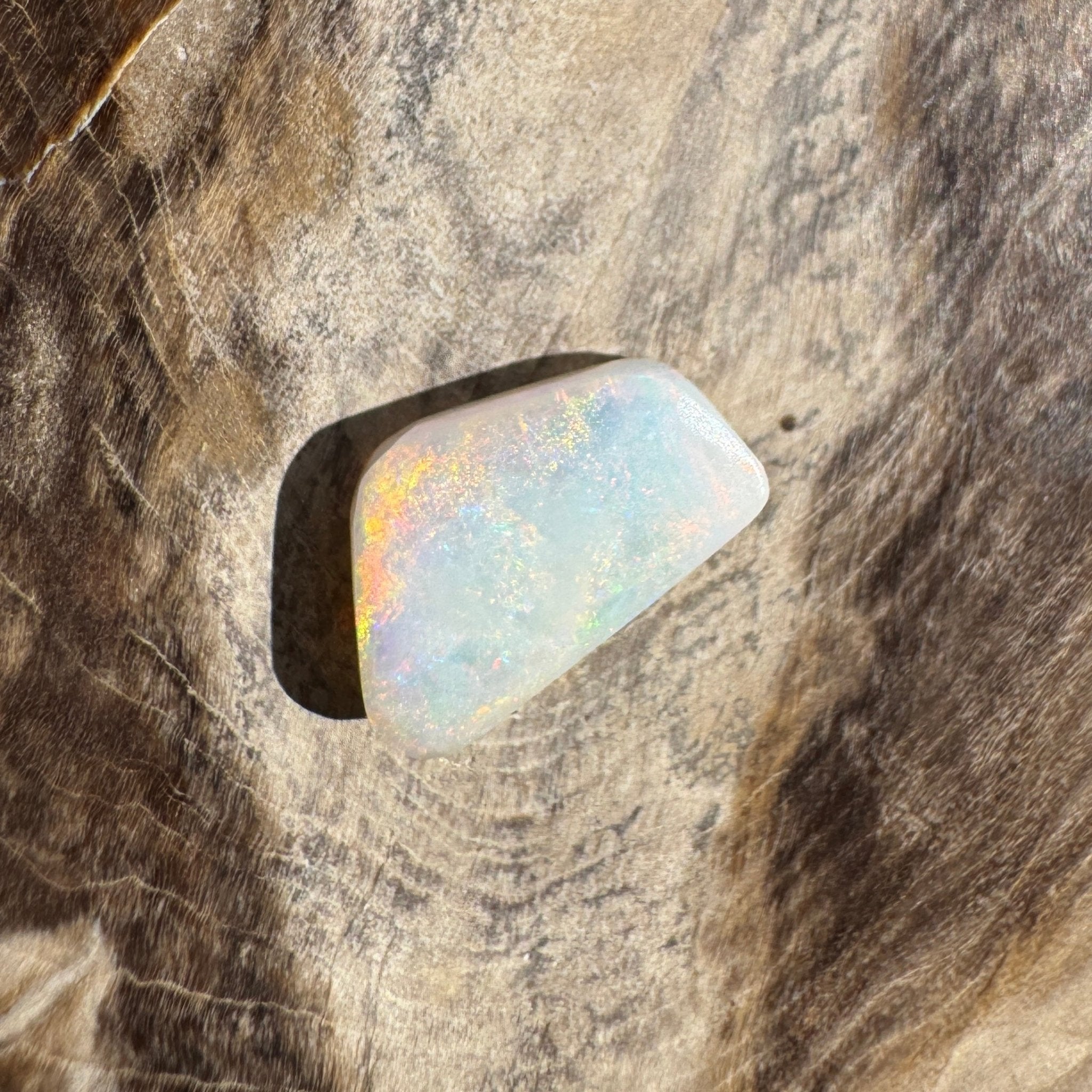 1.8ct Coober Pedy Opal | Solid Australian Opal | Hand-Cut