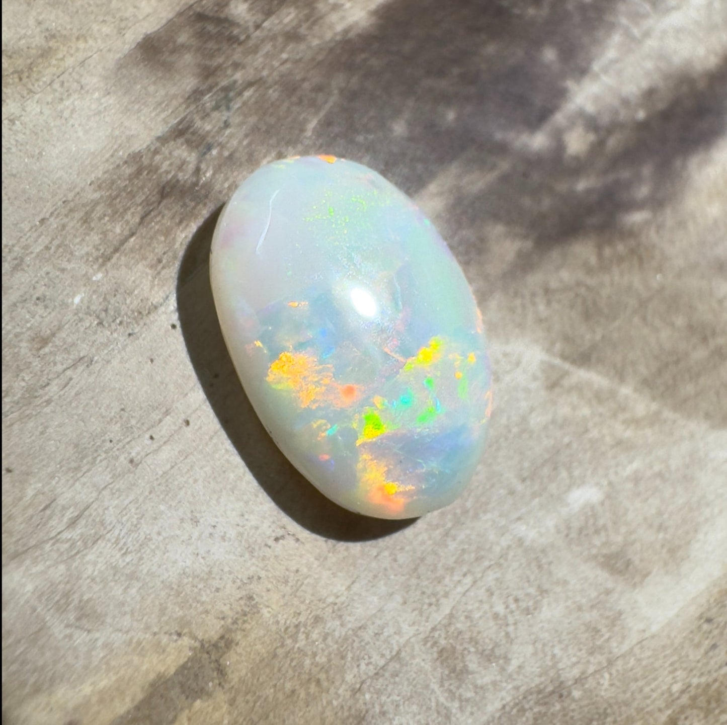 1.8ct Hand - Cut Solid Lightning Ridge Opal