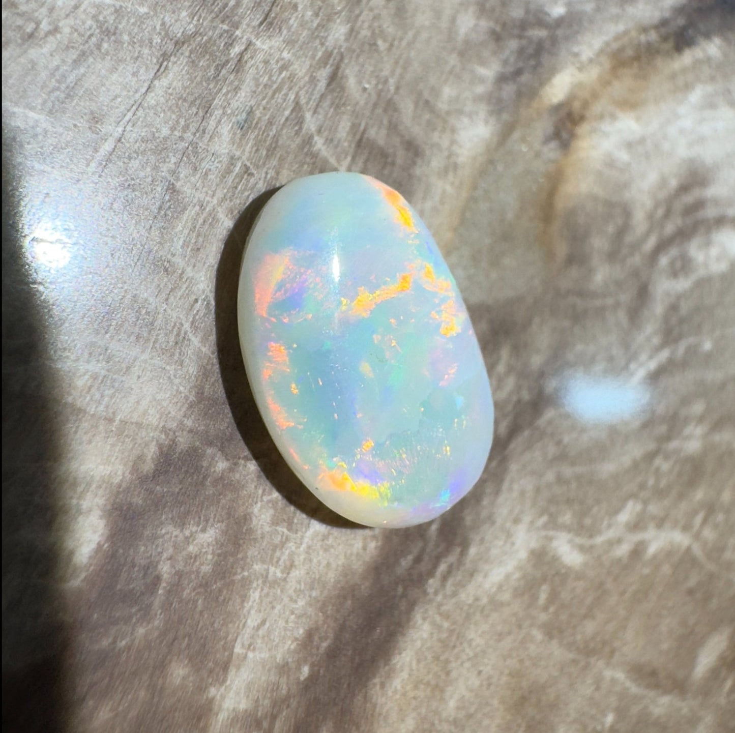 1.8ct Hand - Cut Solid Lightning Ridge Opal