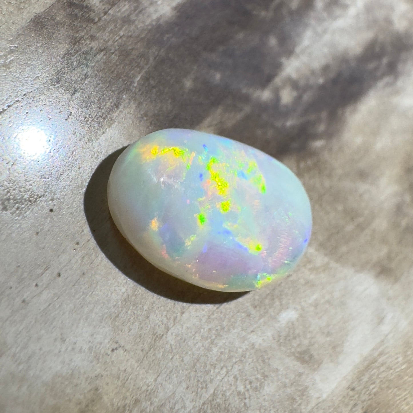1.8ct Hand - Cut Solid Lightning Ridge Opal