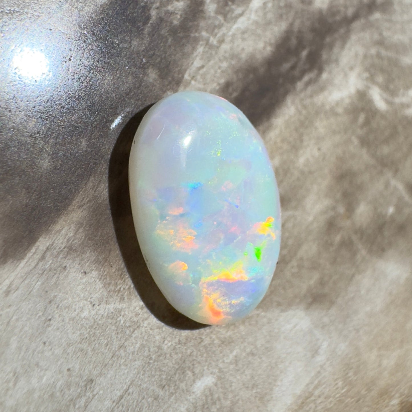 1.8ct Hand - Cut Solid Lightning Ridge Opal