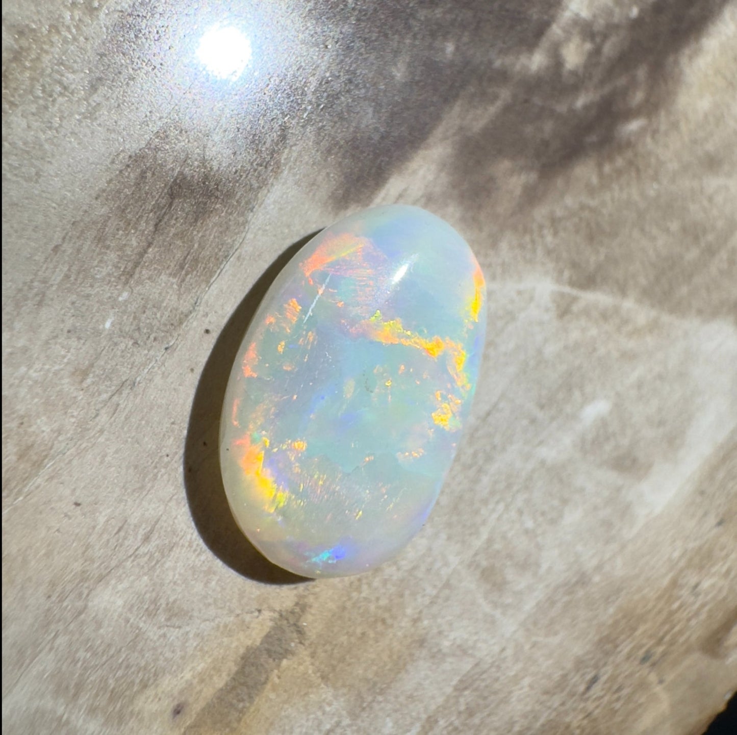 1.8ct Hand - Cut Solid Lightning Ridge Opal