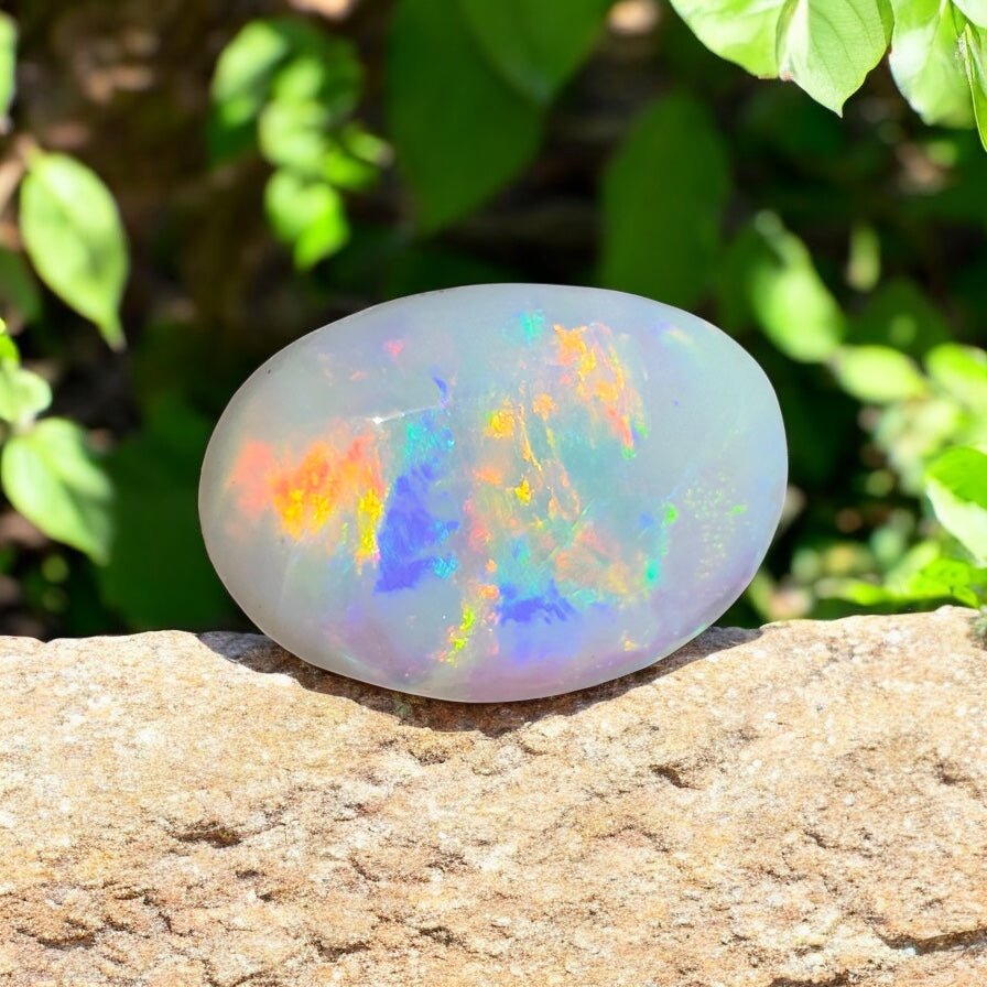 1.8ct Hand - Cut Solid Lightning Ridge Opal