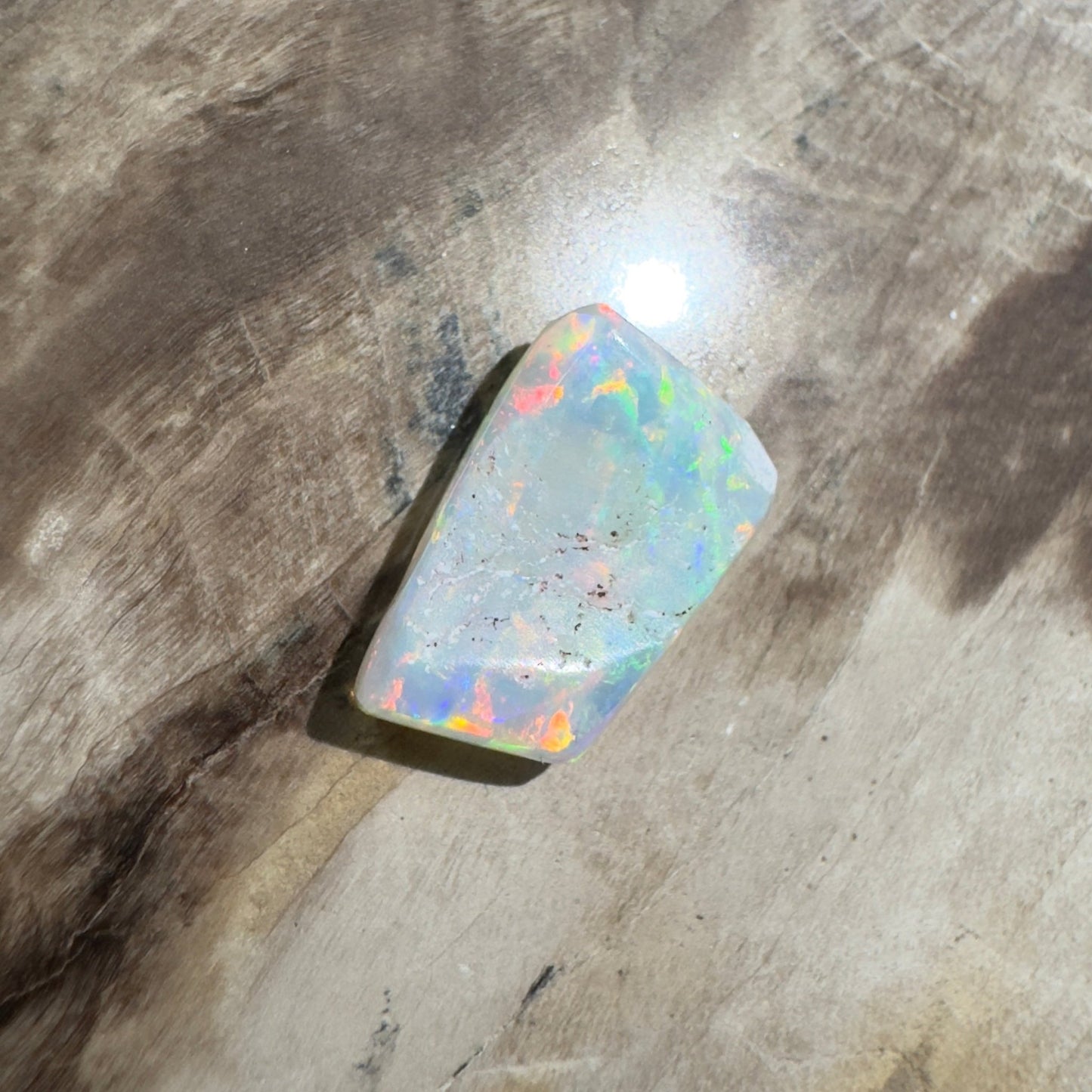1.8ct Hand - Cut Solid Lightning Ridge Opal