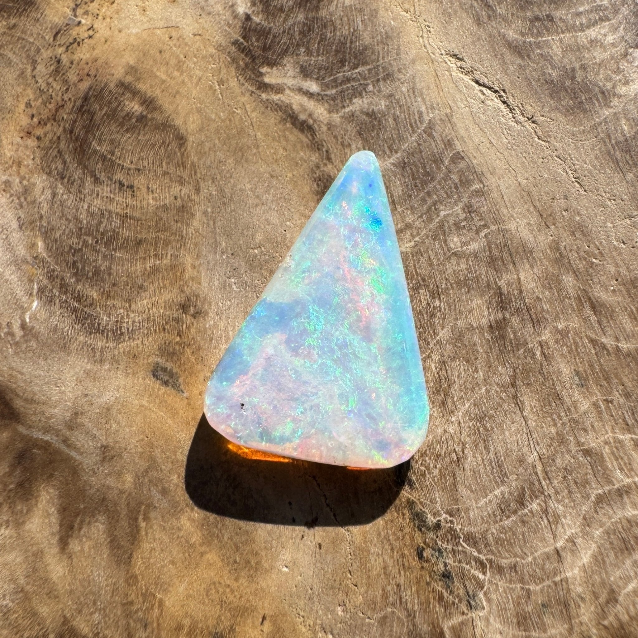1.9ct Hand - cut Solid Coober Pedy Crystal Opal