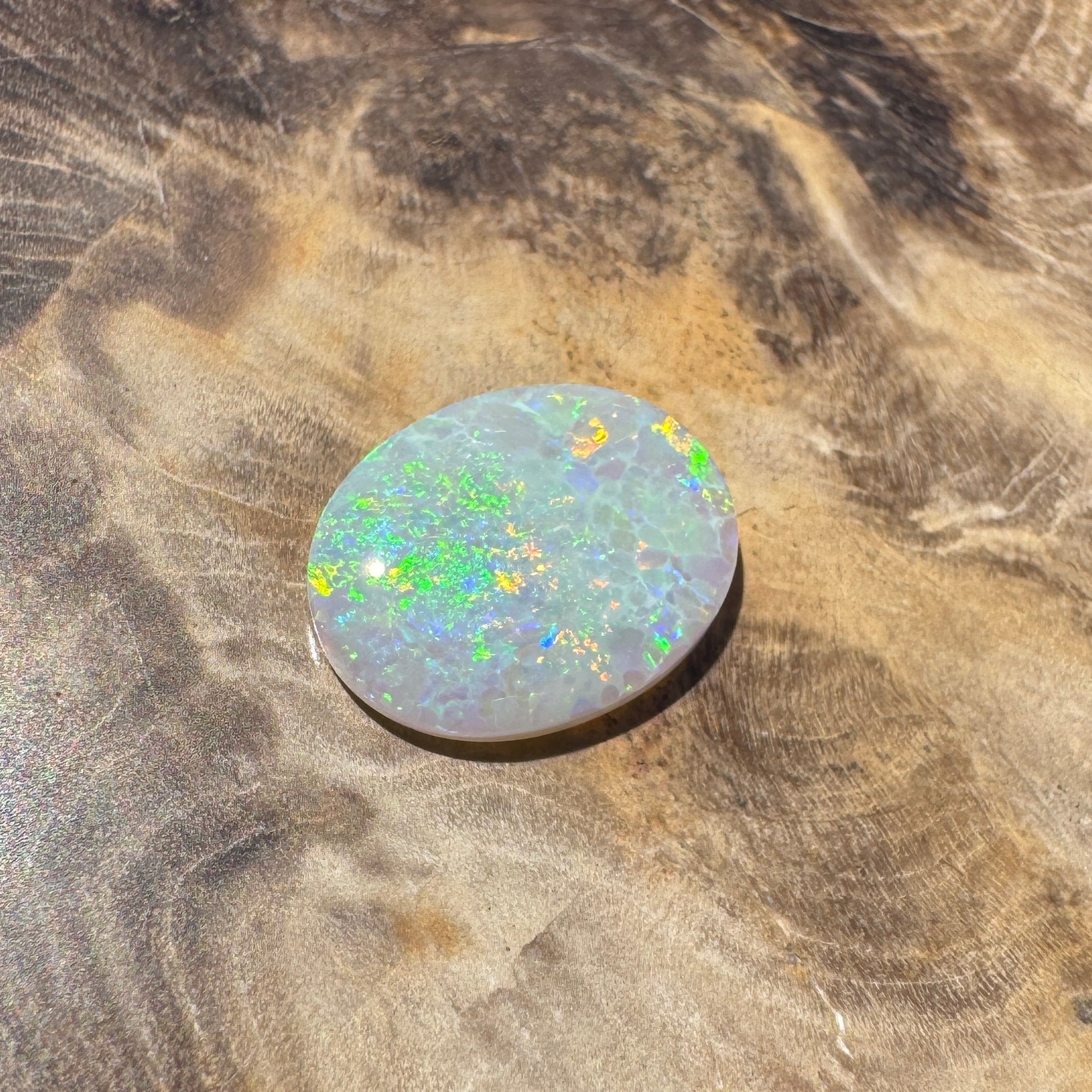 1.9ct Hand - cut Solid Lightning Ridge Opal