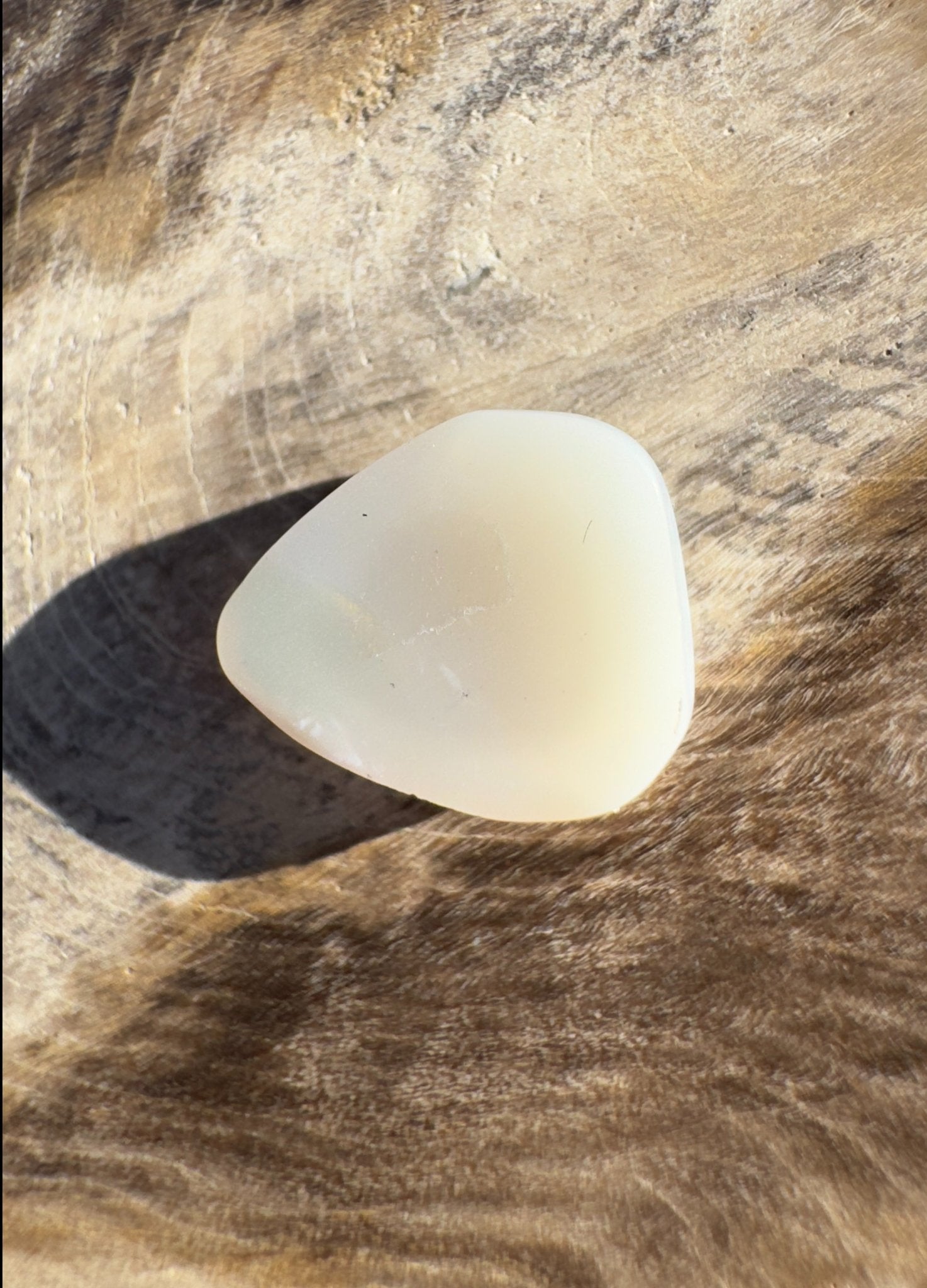 1.9ct Hand - Cut Solid Lightning Ridge Opal