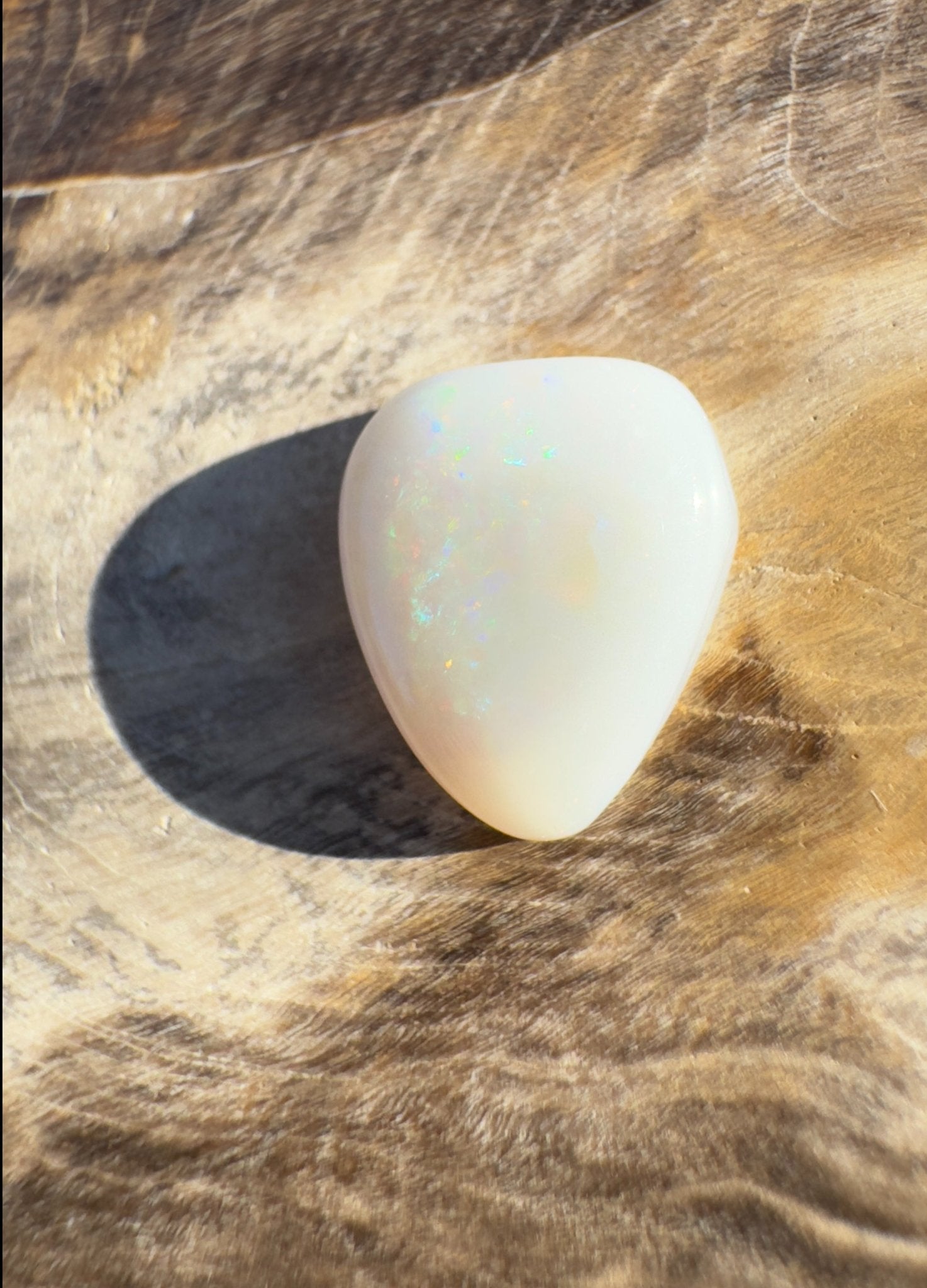 1.9ct Hand - Cut Solid Lightning Ridge Opal
