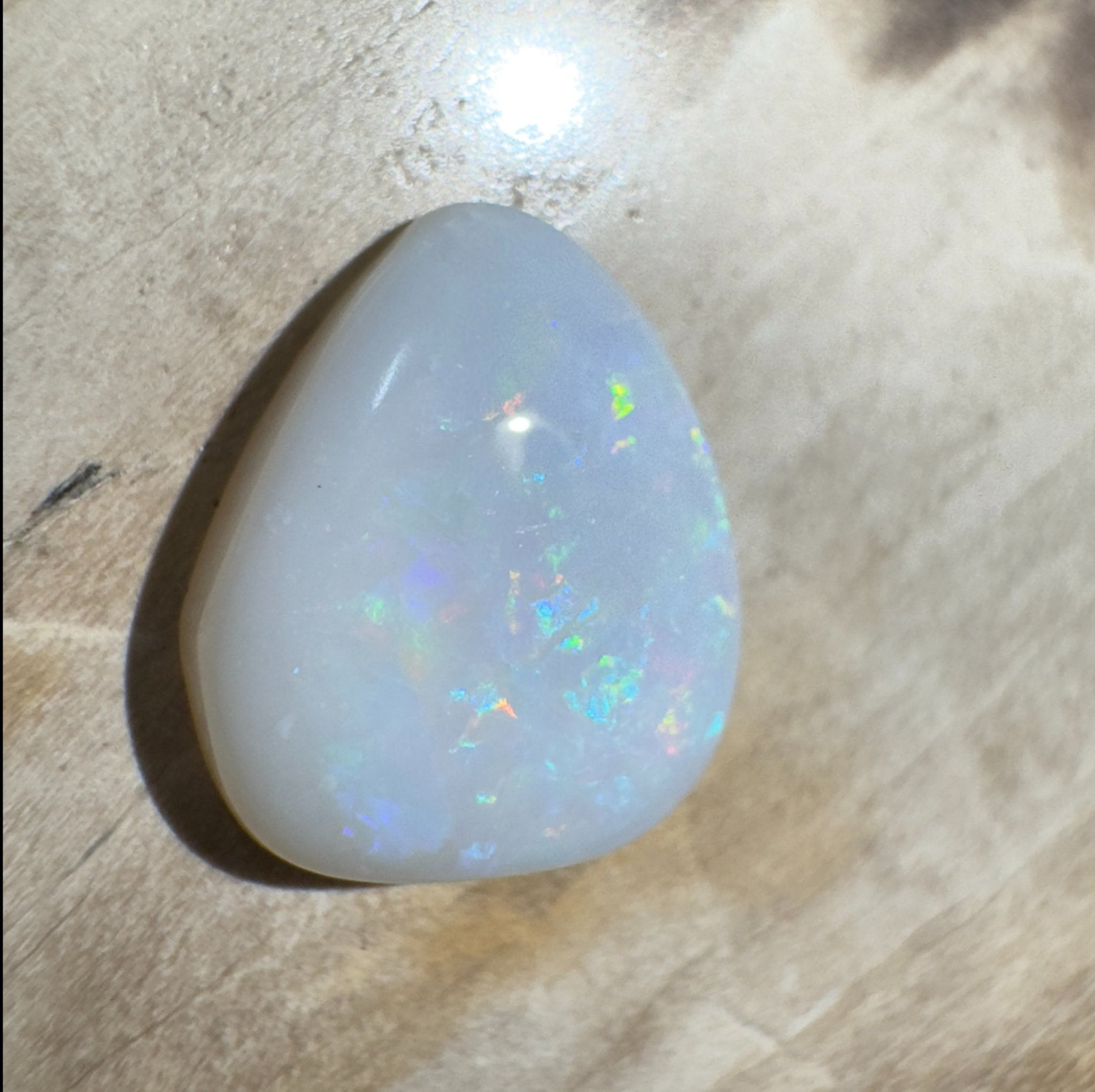 1.9ct Hand - Cut Solid Lightning Ridge Opal