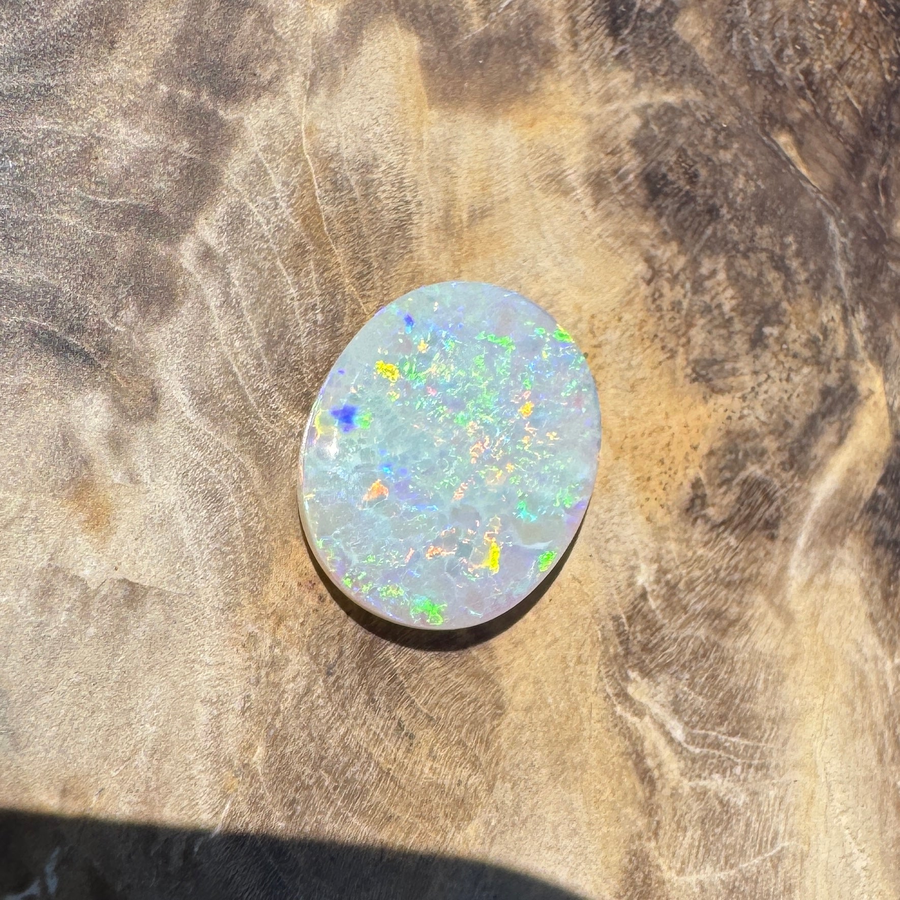 1.9ct Hand - cut Solid Lightning Ridge Opal