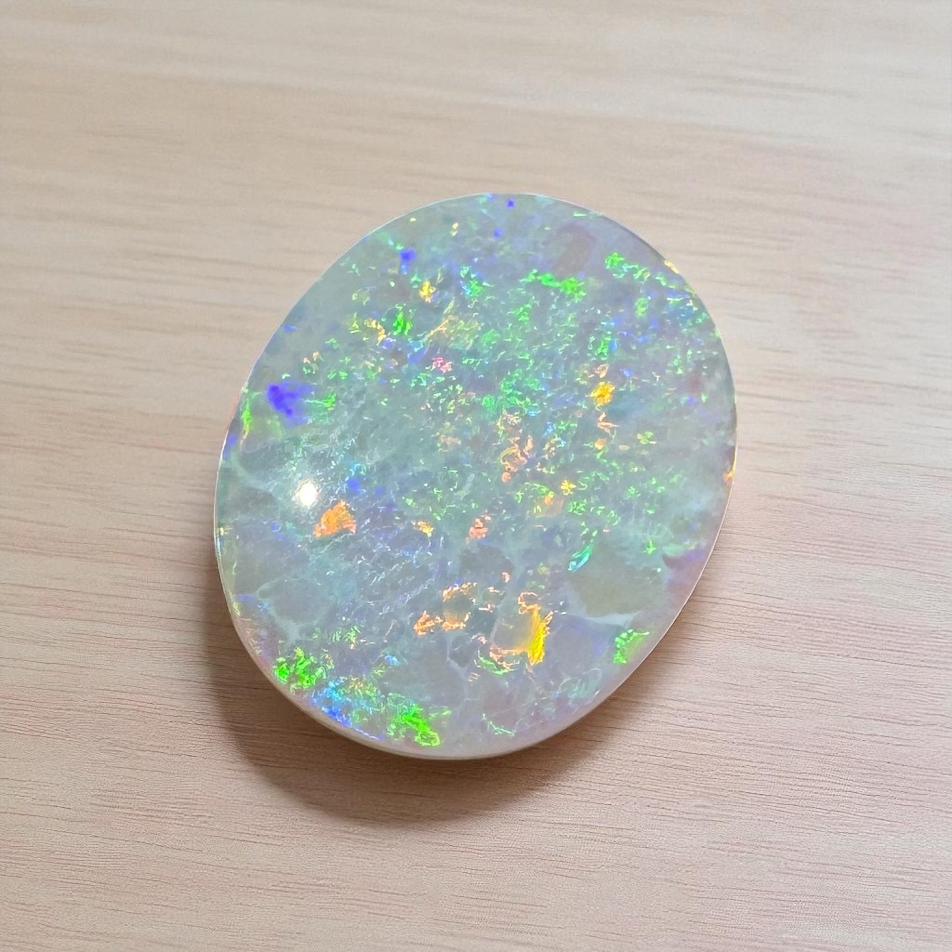 1.9ct Hand - cut Solid Lightning Ridge Opal