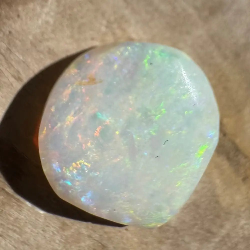 1.9ct Solid Hand - cut Coober Pedy Opal