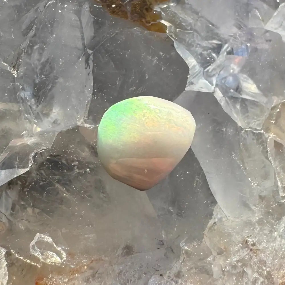2 x Hand-cut Lightning Ridge Opals 2.5ct total weight