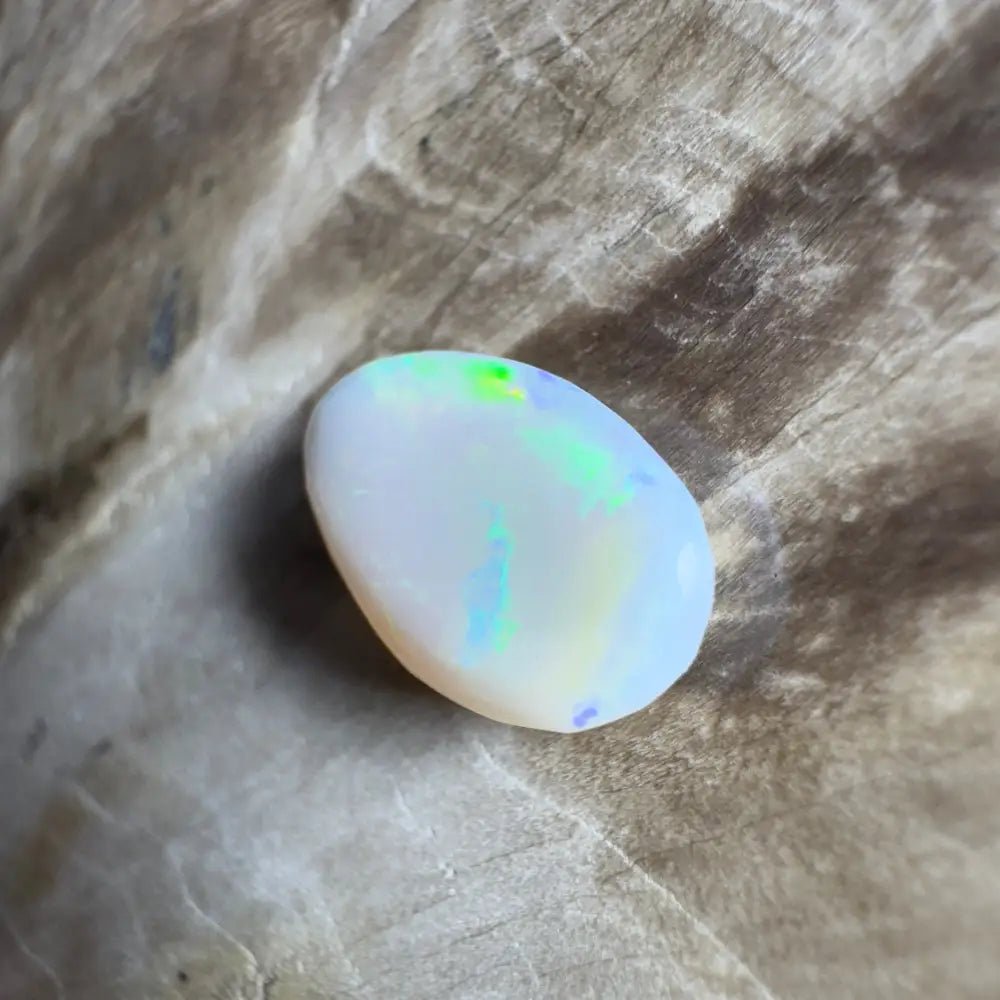 2.0ct Coober Pedy Opal Solid Hand - Cut
