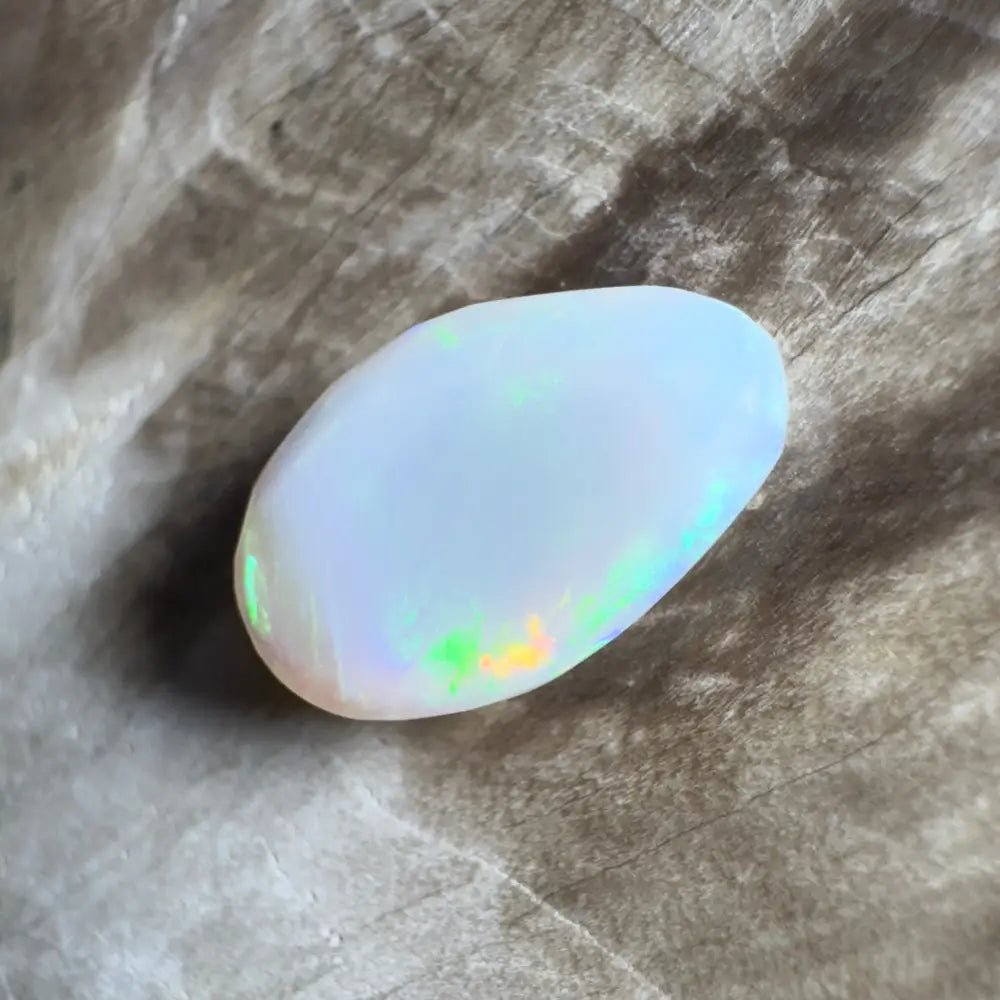 2.0ct Coober Pedy Opal Solid Hand - Cut