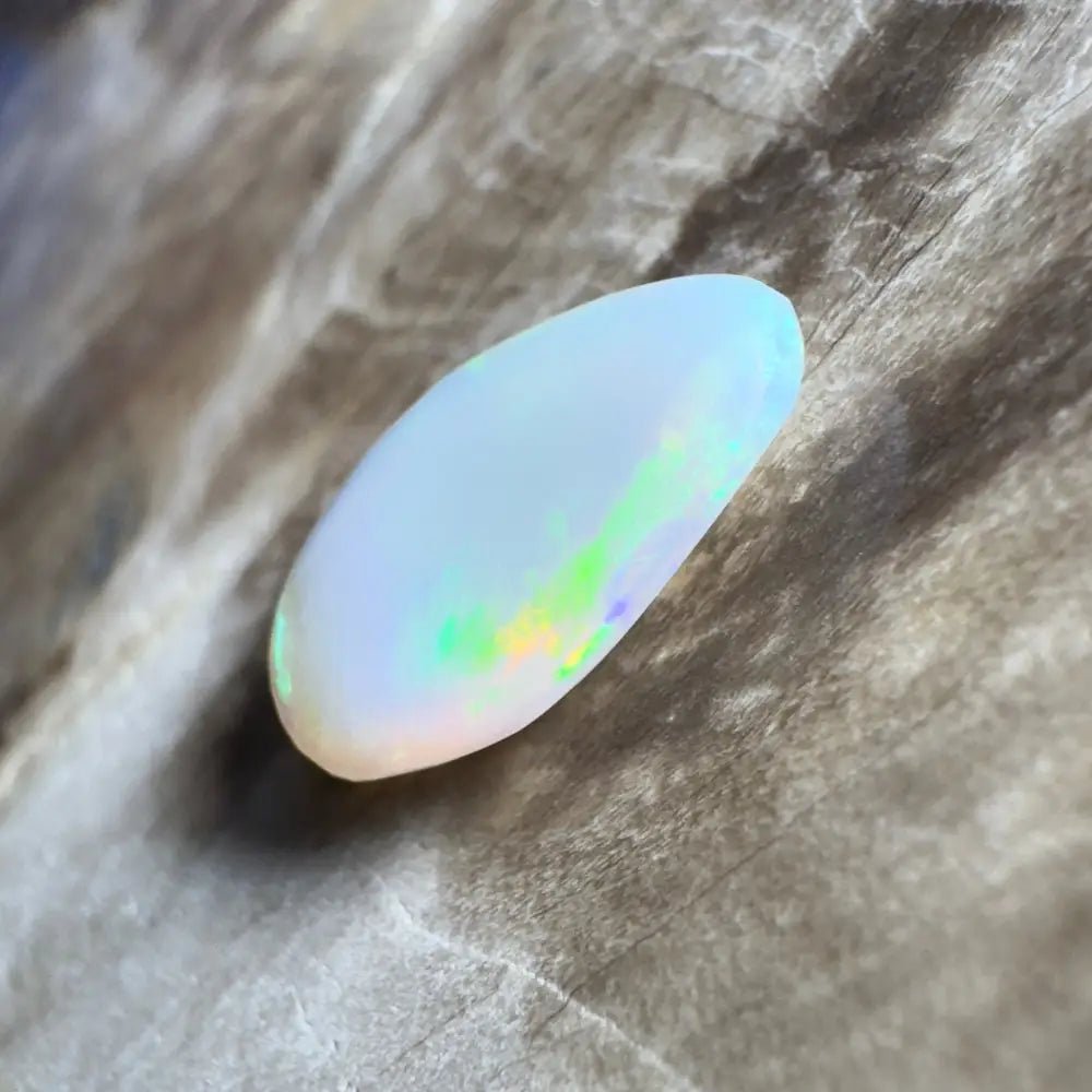 2.0ct Coober Pedy Opal Solid Hand - Cut