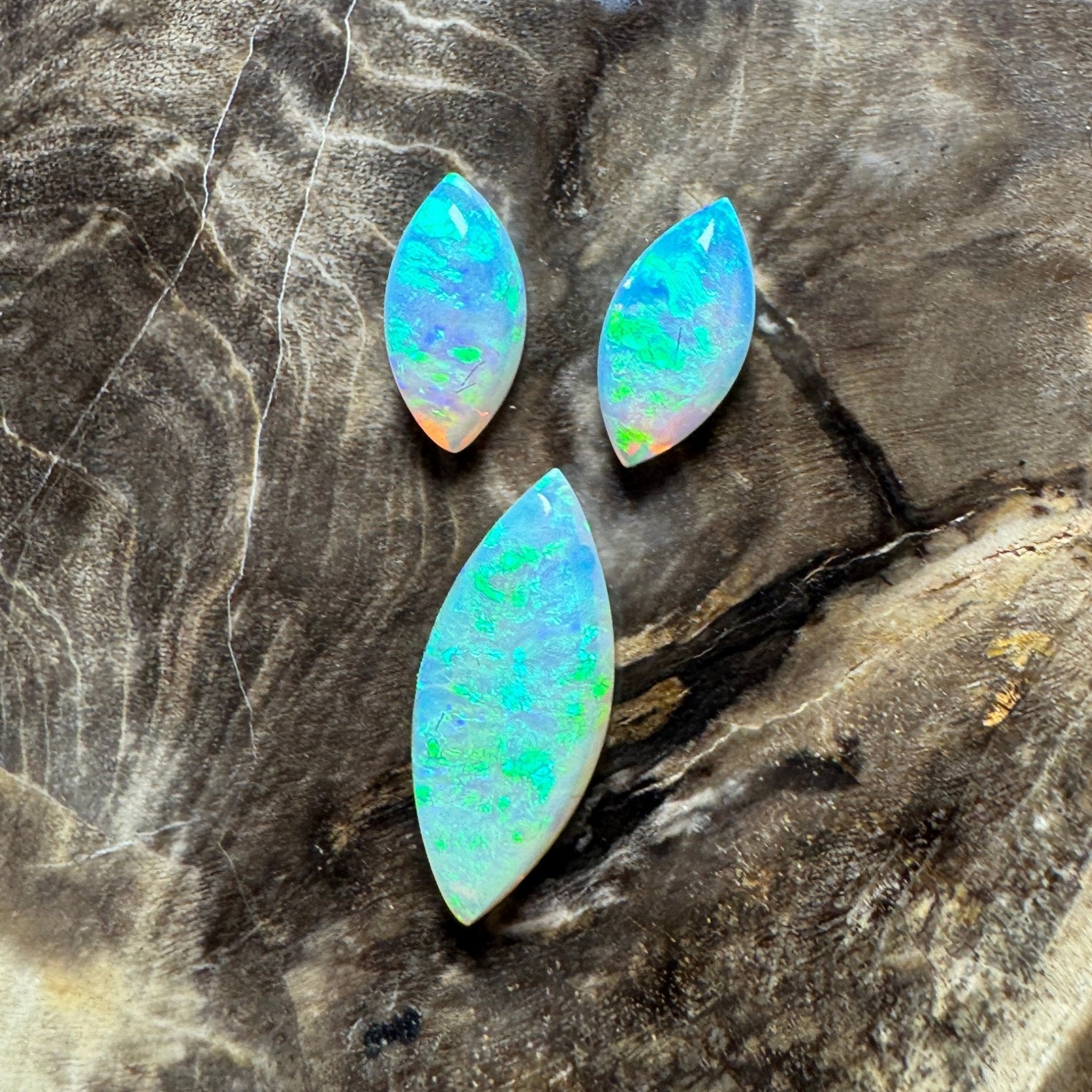 2.1ct Hand - cut Solid Coober Pedy Crystal Opal Parcel