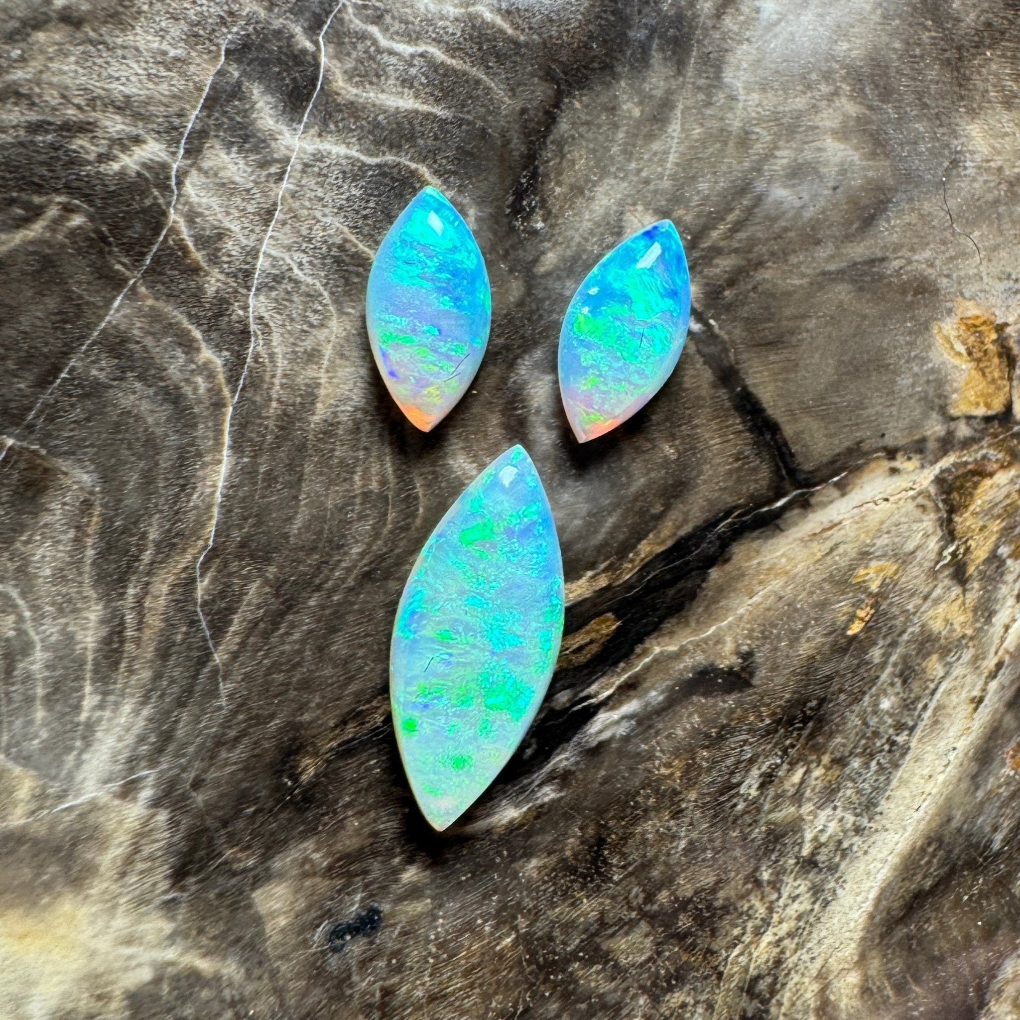 2.1ct Hand - cut Solid Coober Pedy Crystal Opal Parcel