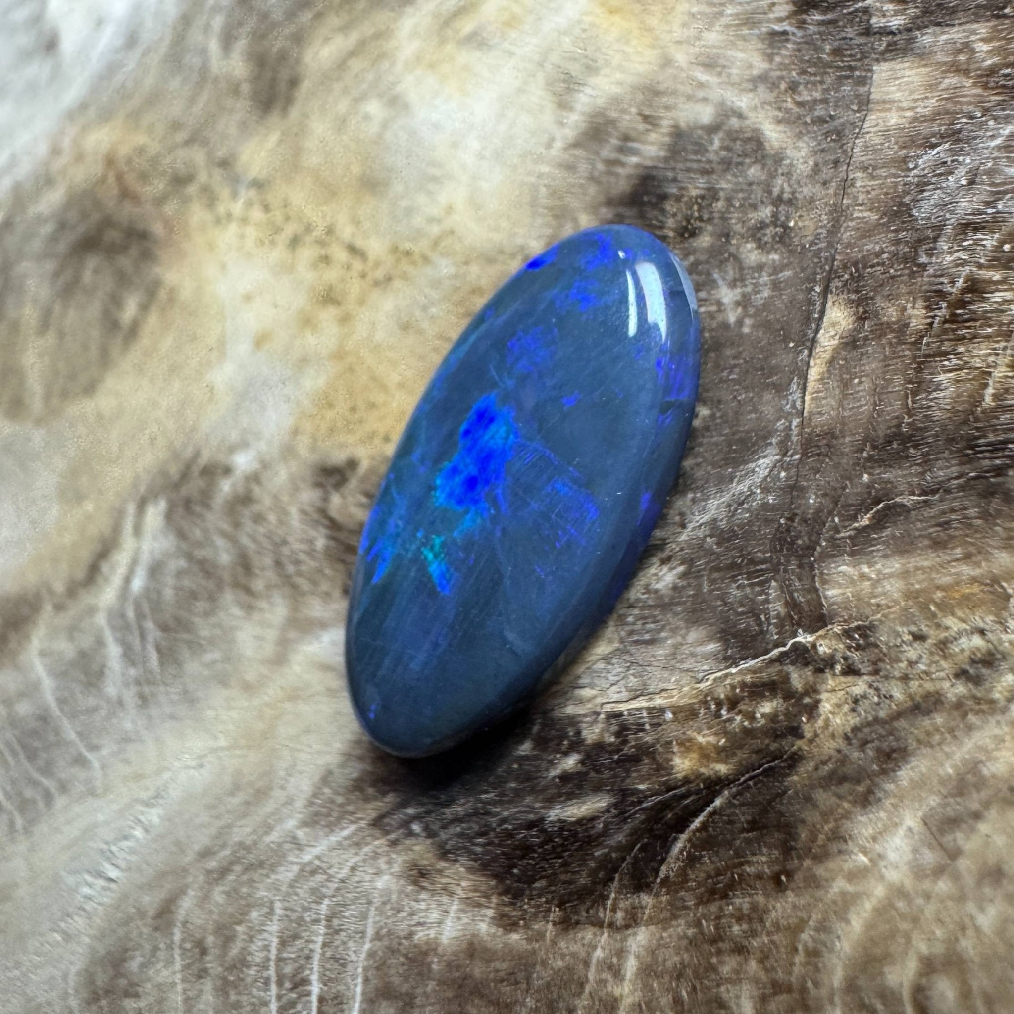 2.1ct Hand - cut Solid Lightning Ridge Black Opal