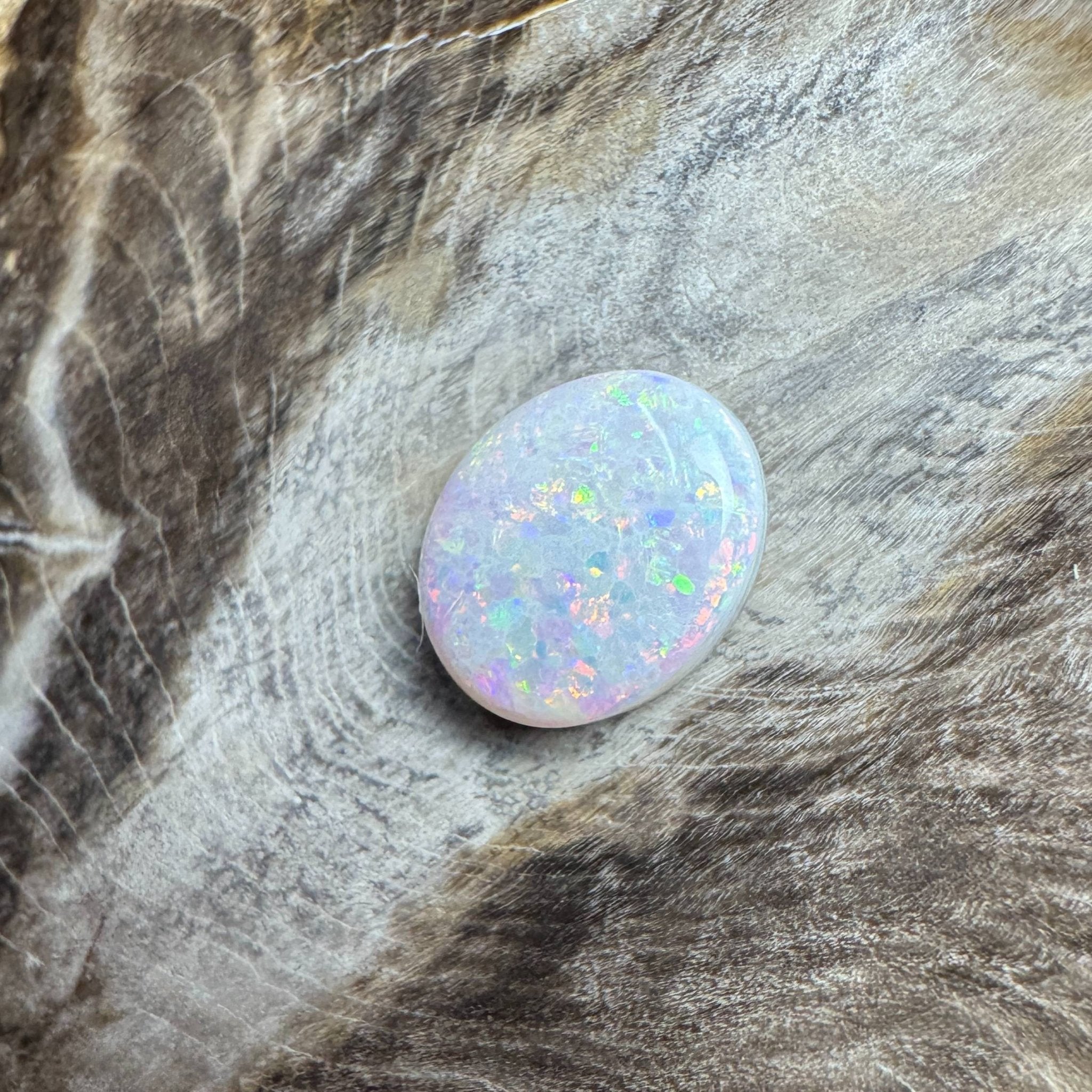 2.2ct Hand - cut Solid Coober Pedy Opal