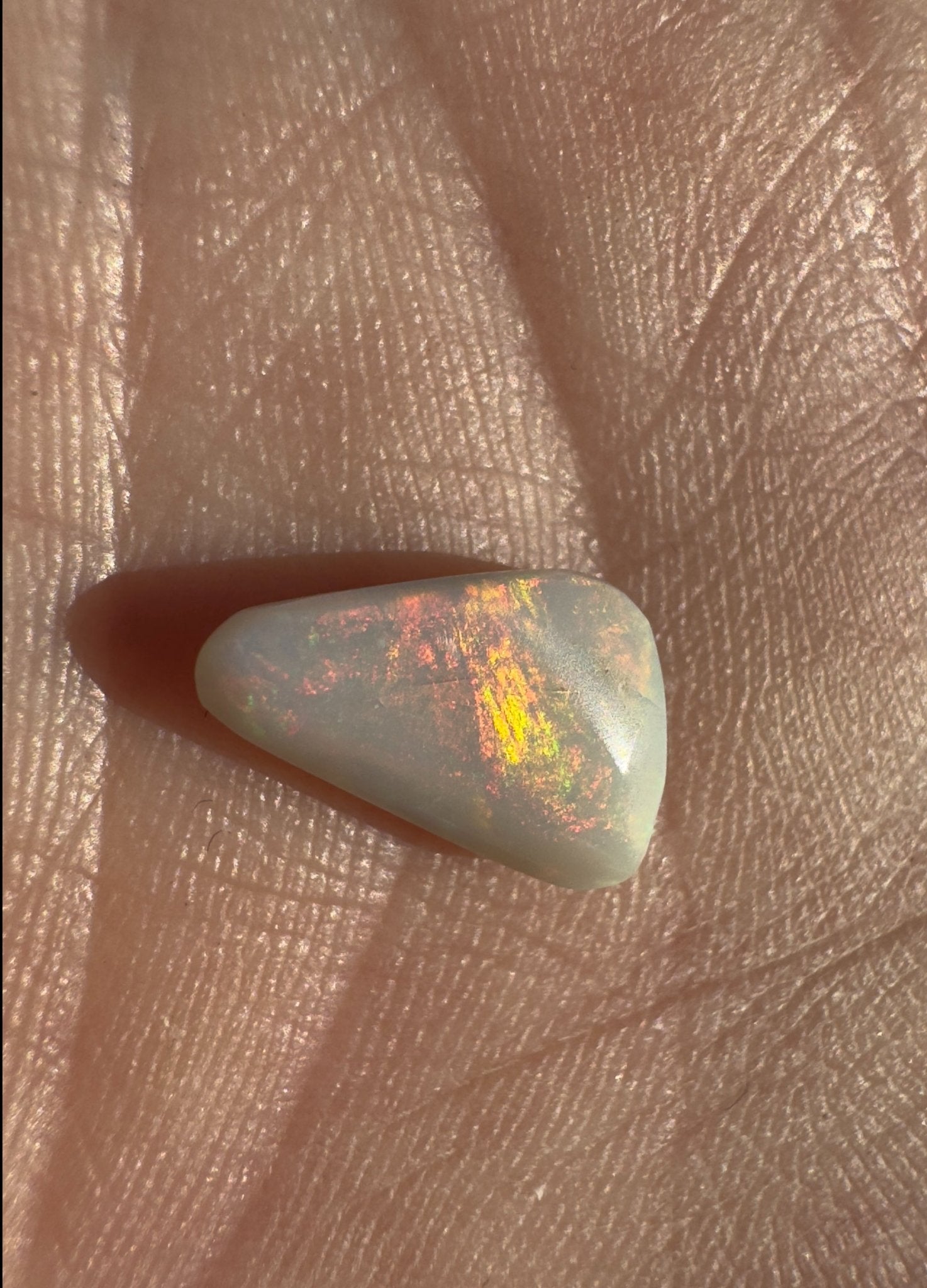 2.2ct Hand - Cut Solid Coober Pedy Opal