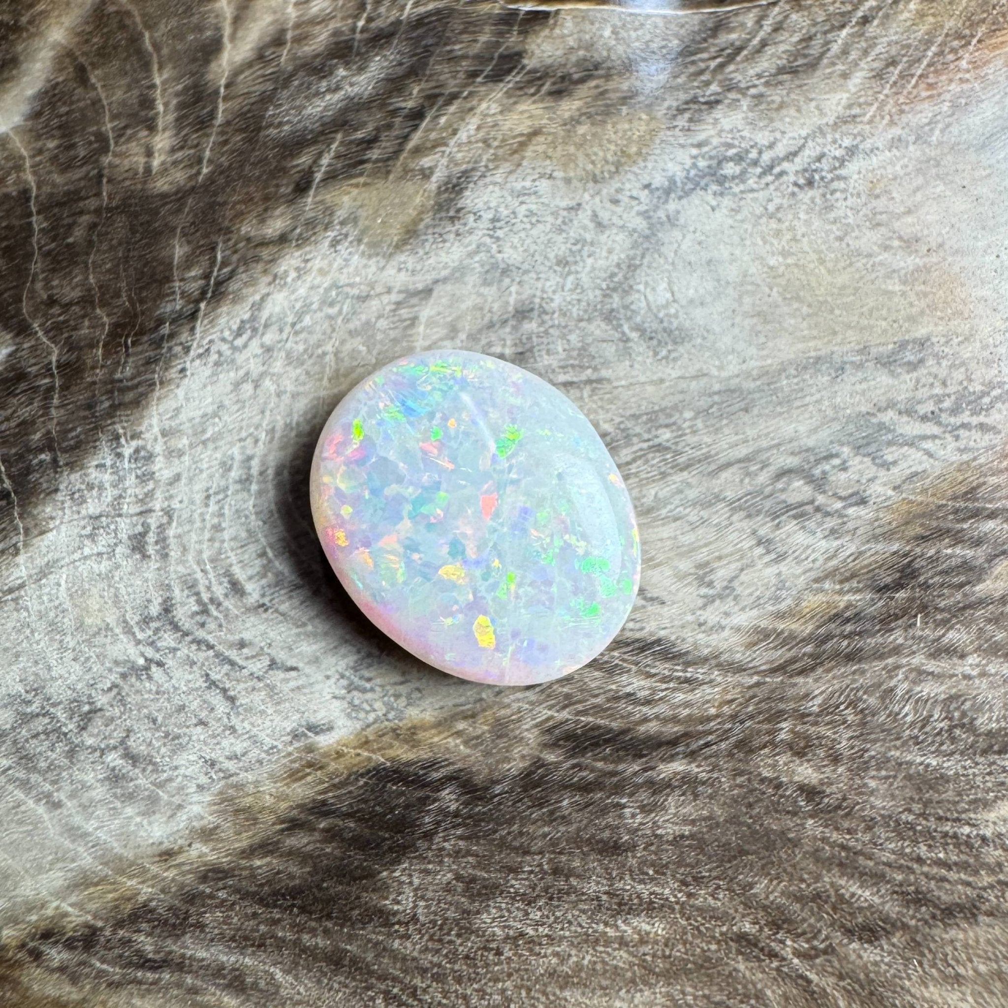 2.2ct Hand - cut Solid Coober Pedy Opal
