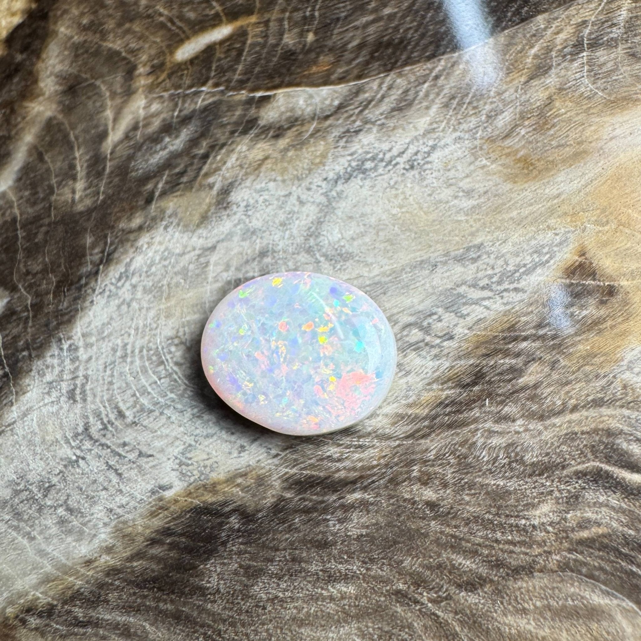 2.2ct Hand - cut Solid Coober Pedy Opal