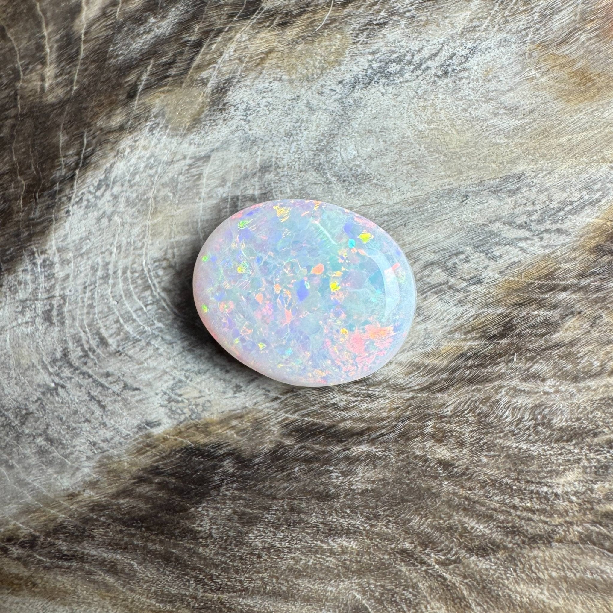2.2ct Hand - cut Solid Coober Pedy Opal