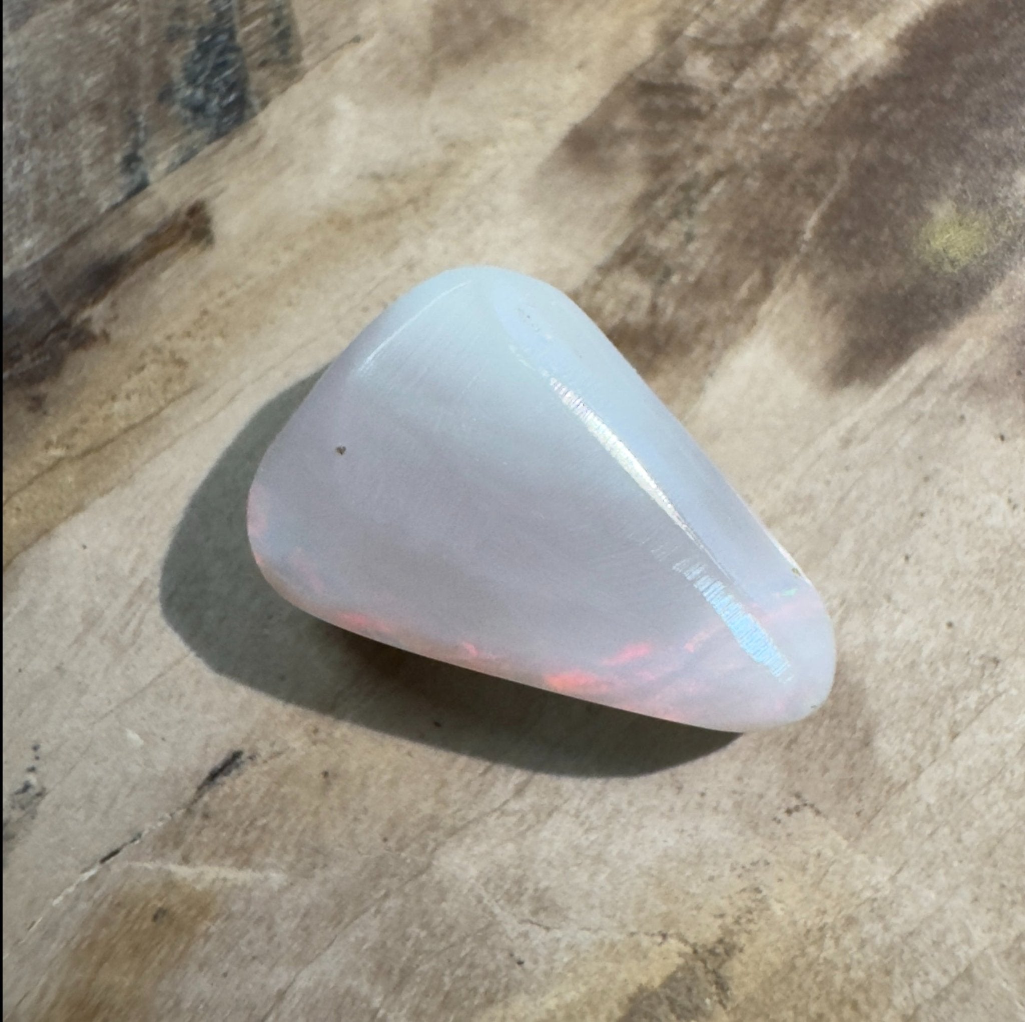 2.2ct Hand - Cut Solid Coober Pedy Opal