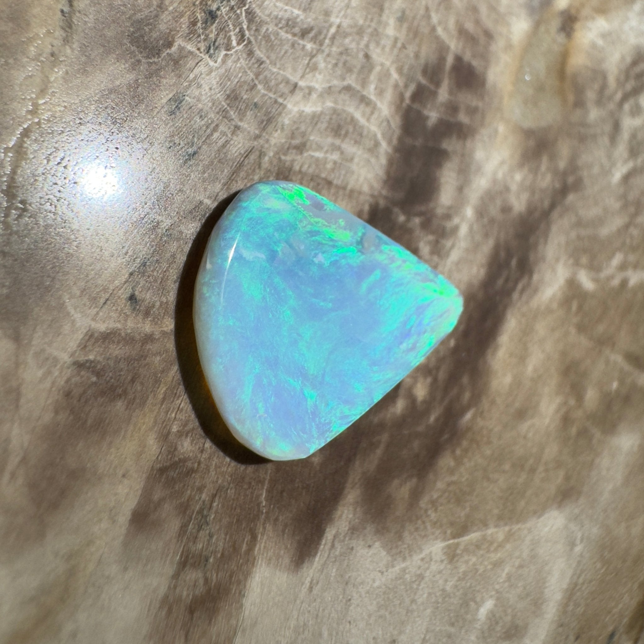 2.2ct Hand - Cut Solid Lightning Ridge Opal