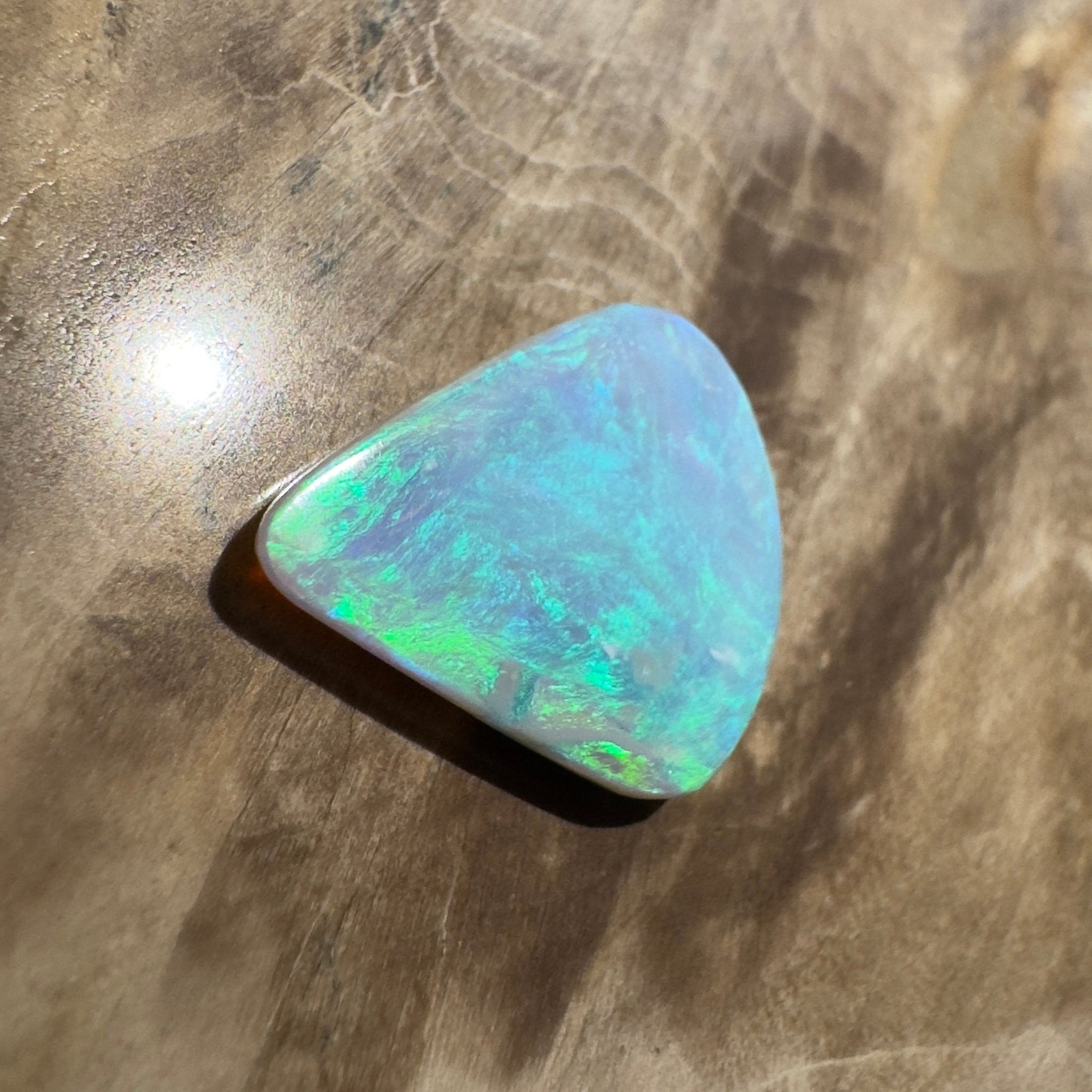 2.2ct Hand - Cut Solid Lightning Ridge Opal