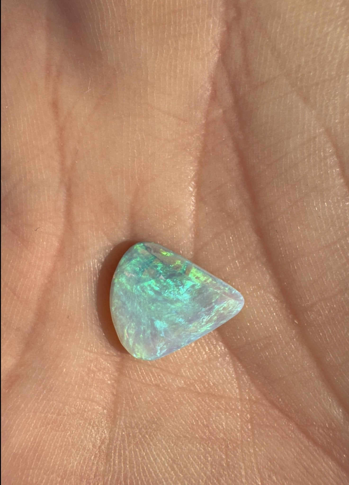 2.2ct Hand - Cut Solid Lightning Ridge Opal