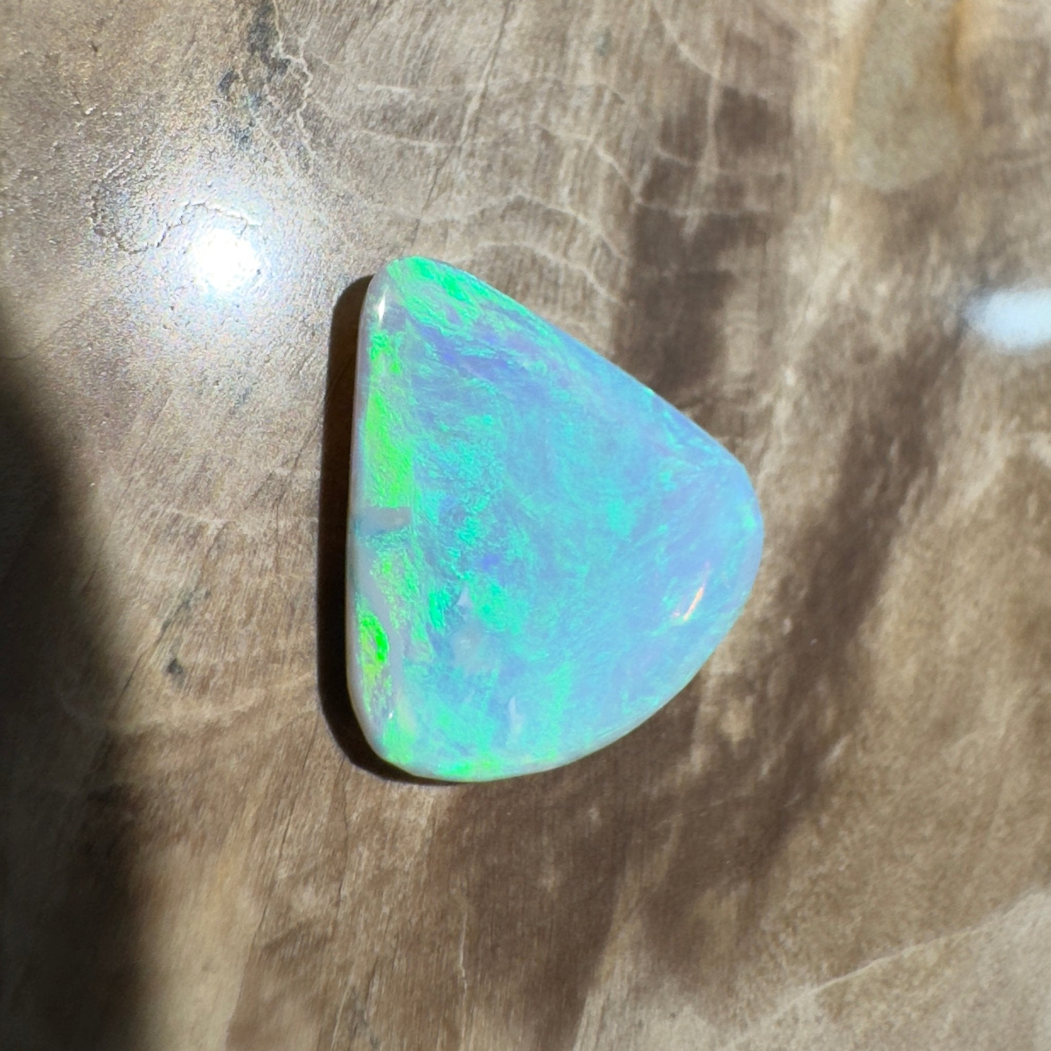 2.2ct Hand - Cut Solid Lightning Ridge Opal