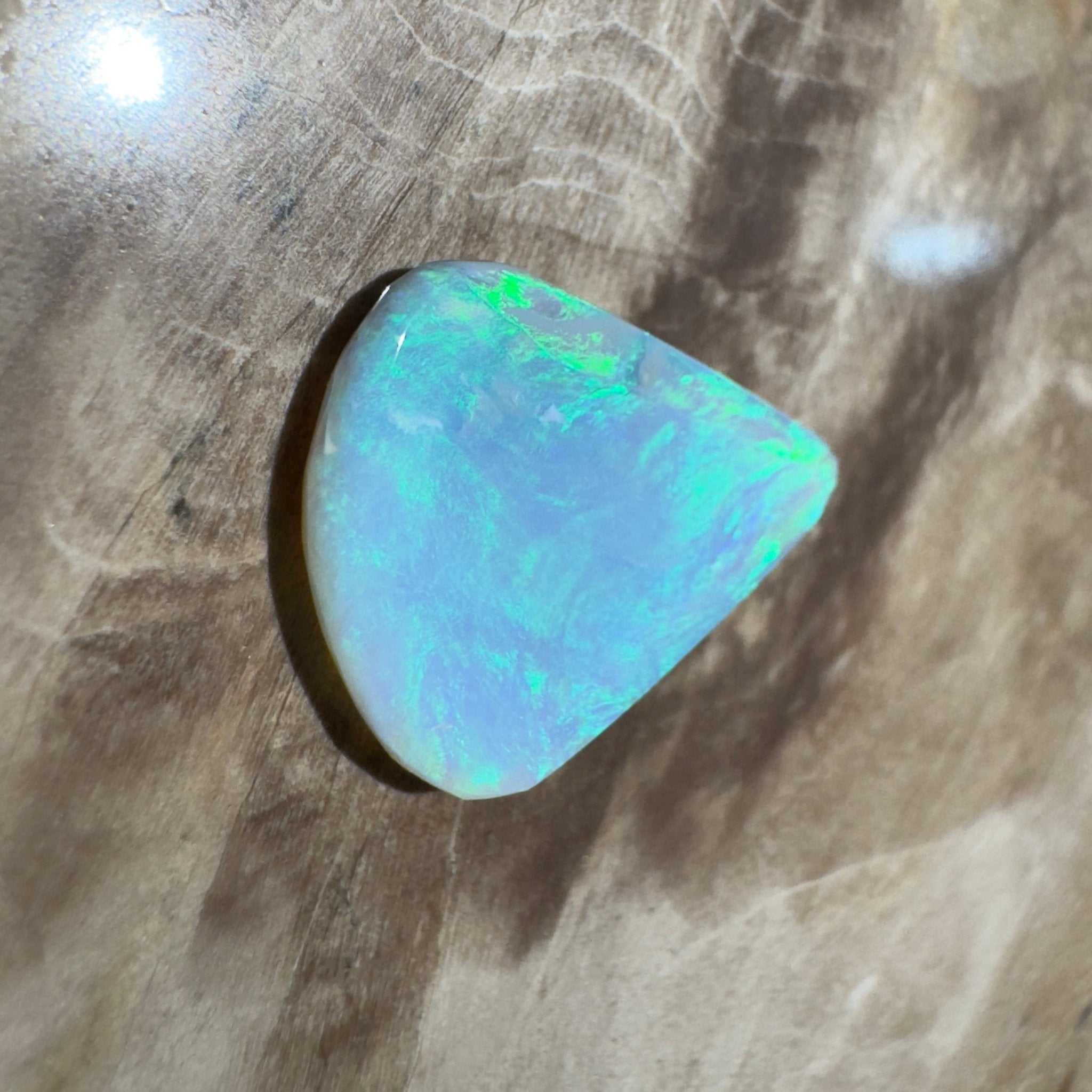 2.2ct Hand - Cut Solid Lightning Ridge Opal