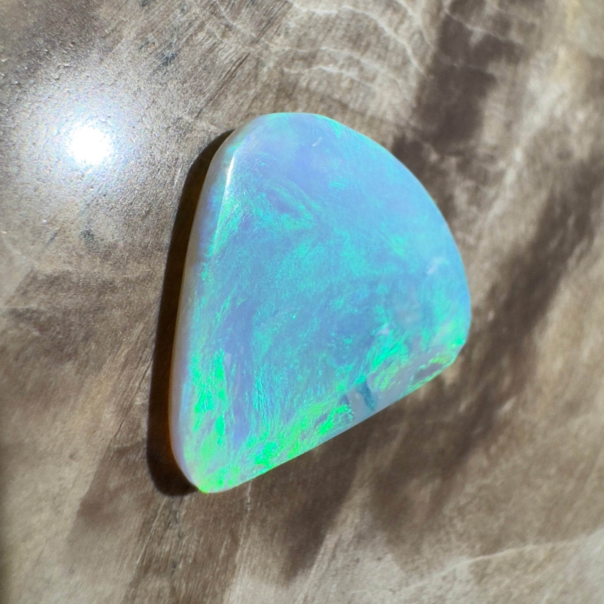 2.2ct Hand - Cut Solid Lightning Ridge Opal
