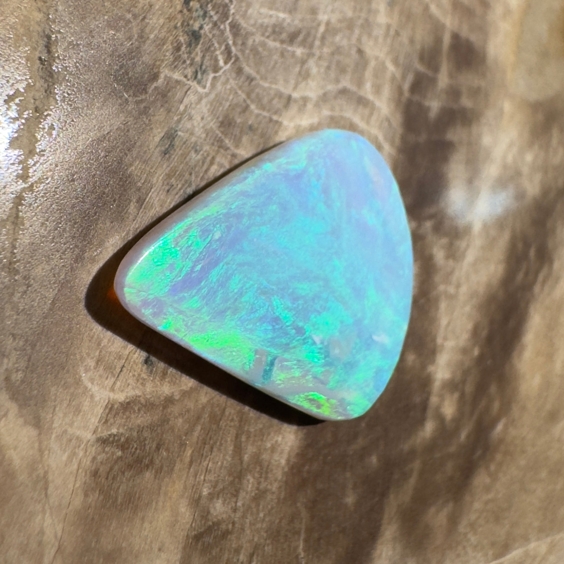 2.2ct Hand - Cut Solid Lightning Ridge Opal