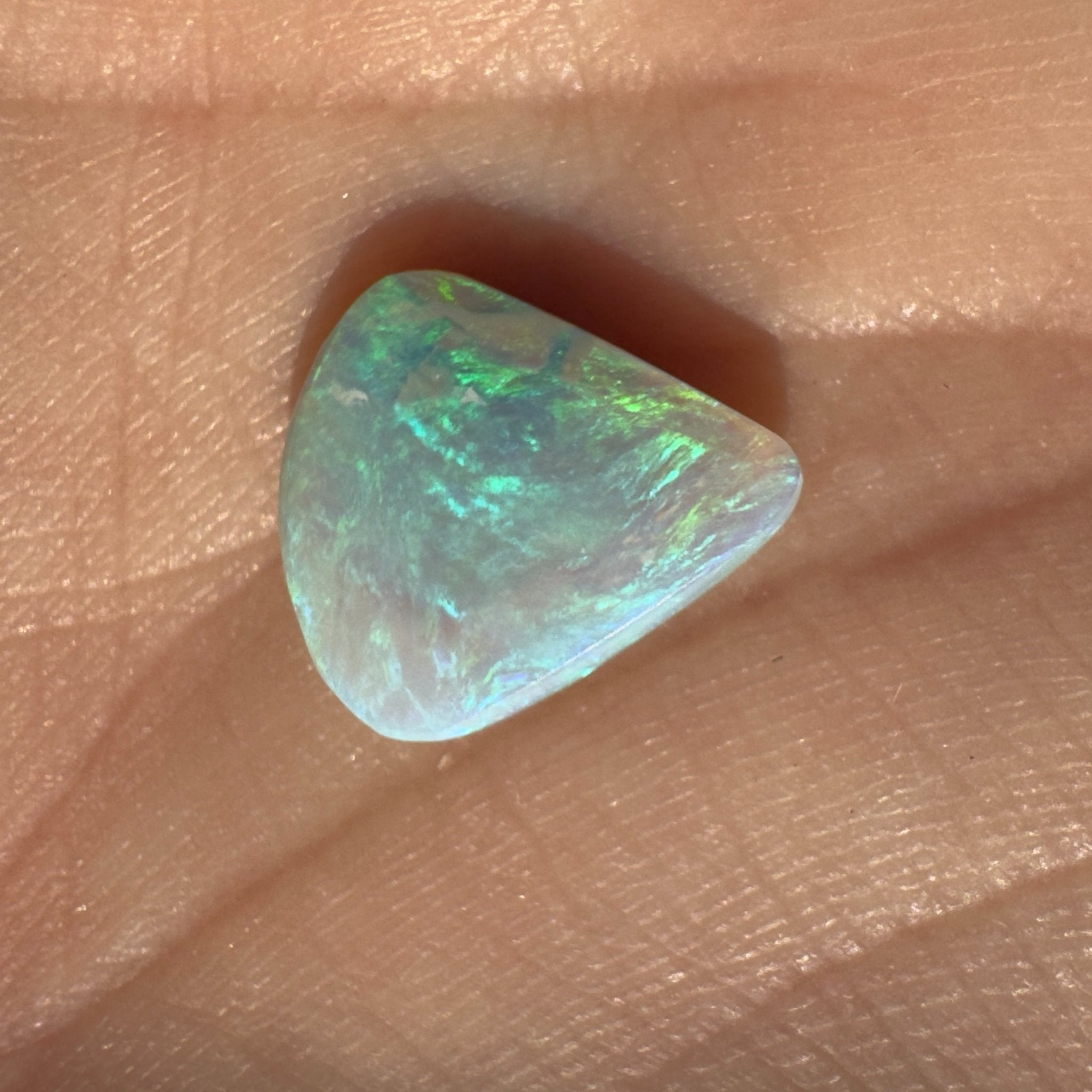 2.2ct Hand - Cut Solid Lightning Ridge Opal