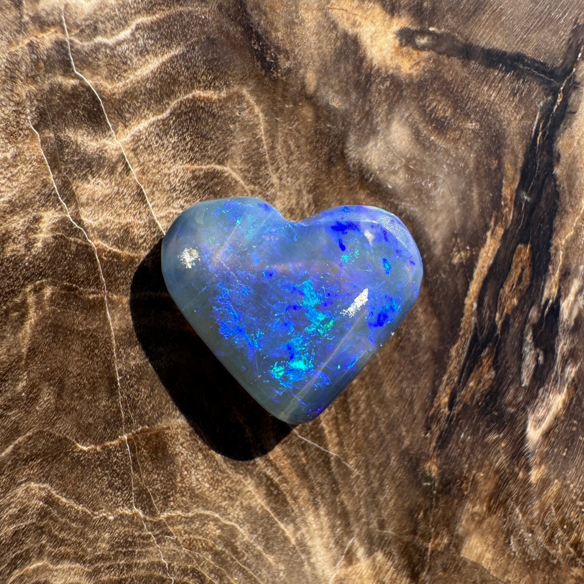 2.2ct Hand - cut Solid Lightning Ridge Semi Black Opal